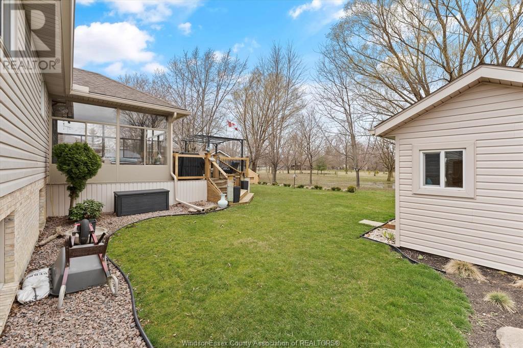 TILBURY, Ontario, N0P 2L0, CA, 3 Bedrooms Bedrooms, ,1 BathroomBathrooms,Residential,For Sale,1916893