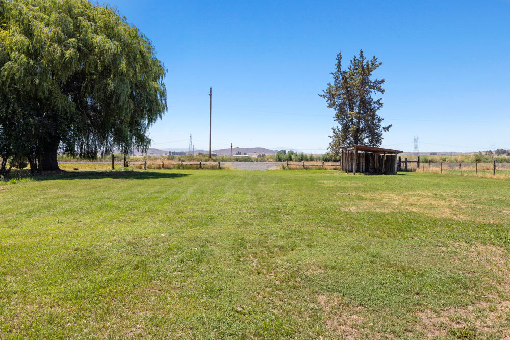 KLAMATH FALLS, Oregon, 97603, United States, 3 Bedrooms Bedrooms, ,2 BathroomsBathrooms,Residential,For Sale,1984285