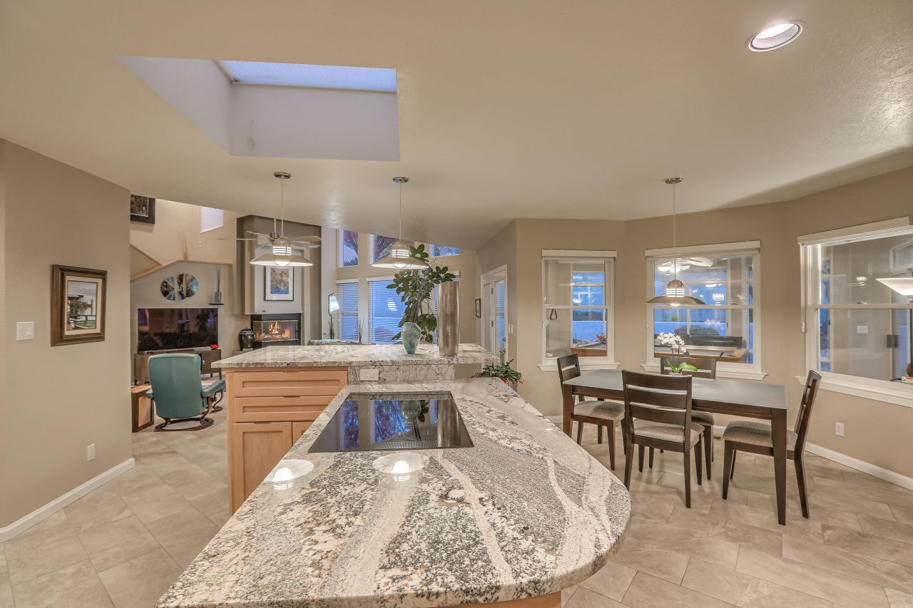 Albuquerque, New Mexico, 87112, United States, 4 Bedrooms Bedrooms, ,2 BathroomsBathrooms,Residential,For Sale,2002975