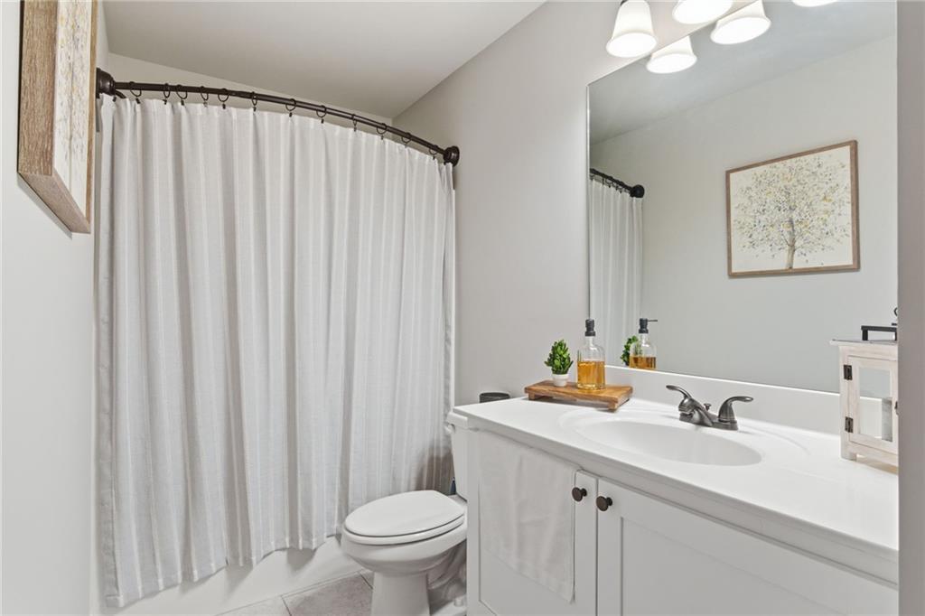 Jefferson, Georgia, 30549, United States, 4 Bedrooms Bedrooms, ,5 BathroomsBathrooms,Residential,For Sale,2023119