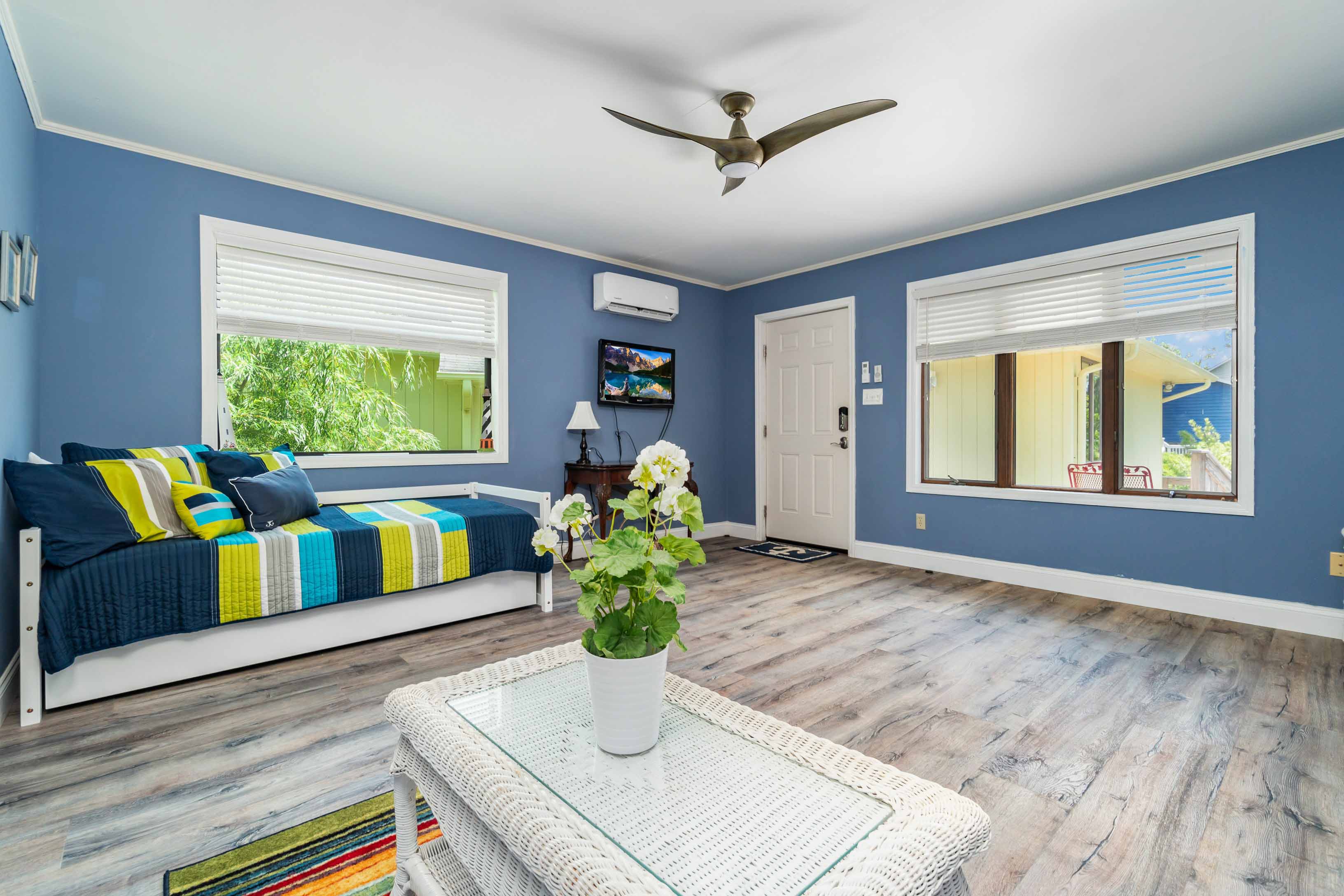 Oriental, North Carolina, 28571, United States, 2 Bedrooms Bedrooms, ,3 BathroomsBathrooms,Residential,For Sale,1943543