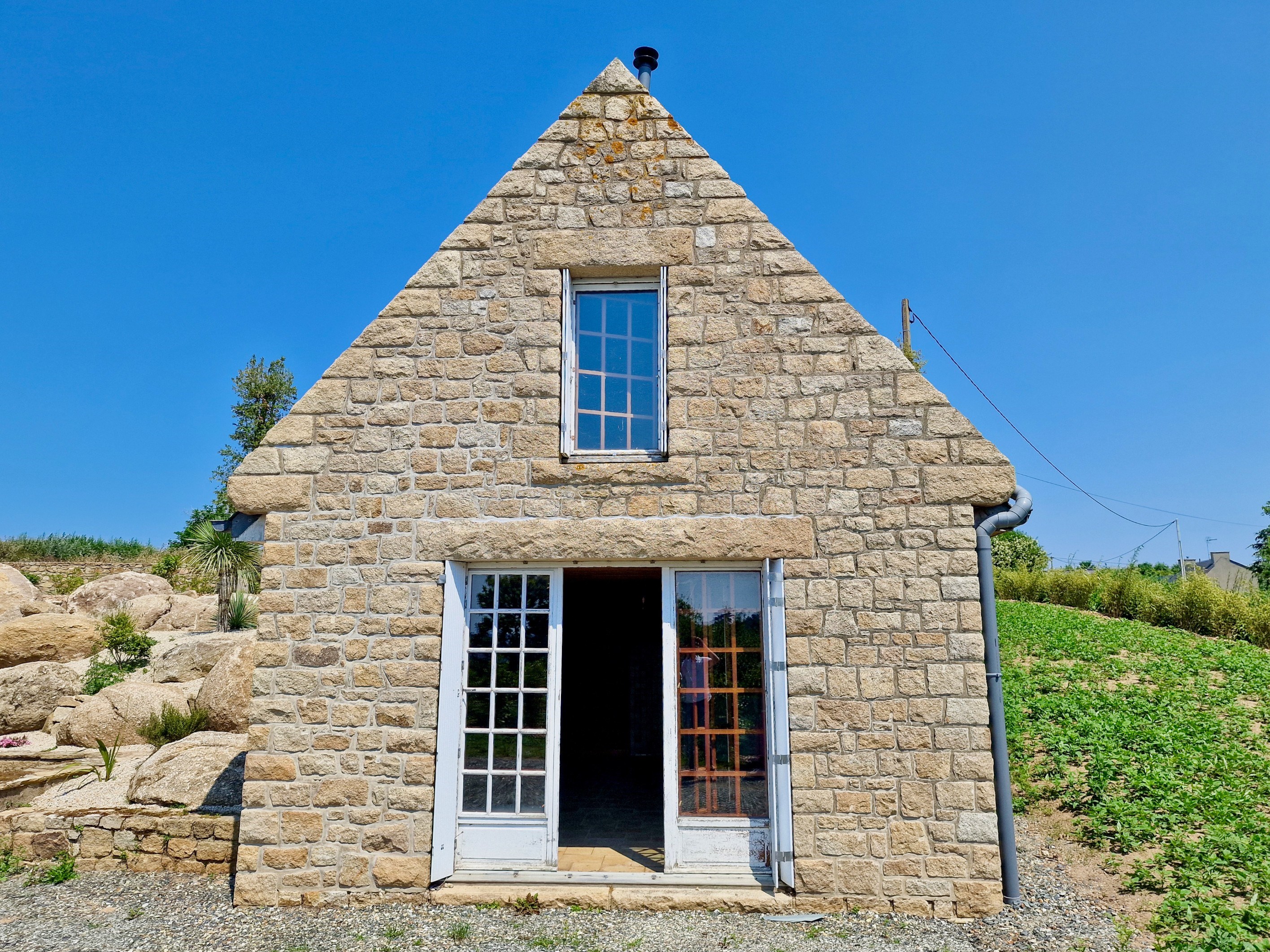  An Exceptional Coastal Estate in Plougrescant: A Canvas for Bespoke Luxury - 物件實景