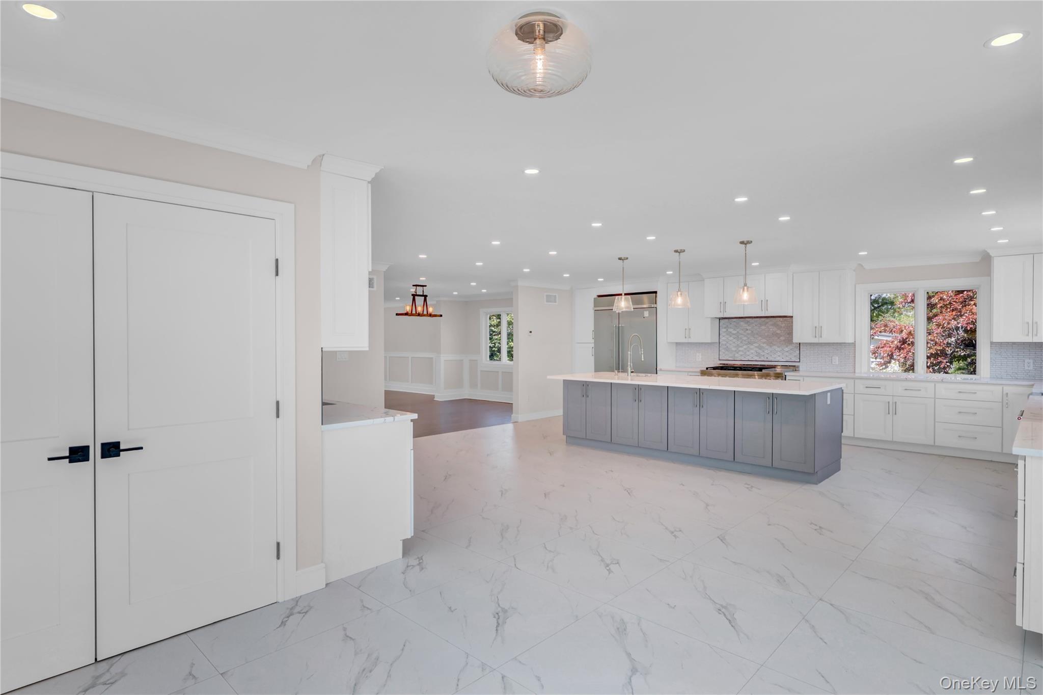  52 Woodland Road, Roslyn, NY 11576 - 物件實景