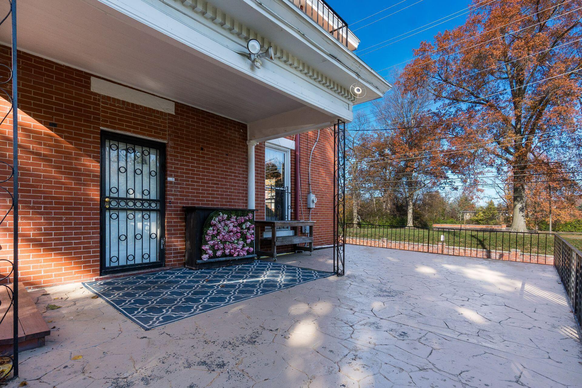 Columbus, Ohio, 43203, United States, 5 Bedrooms Bedrooms, ,5 BathroomsBathrooms,Residential,For Sale,1993022