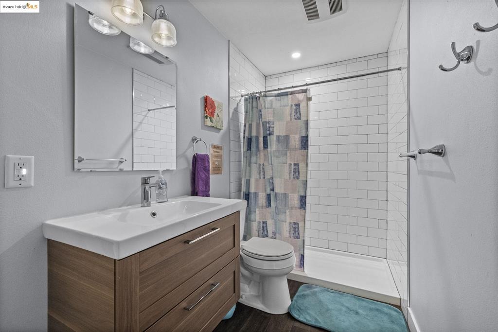 Twain Harte, California, 95383, United States, 5 Bedrooms Bedrooms, ,4 BathroomsBathrooms,Residential,For Sale,1791709