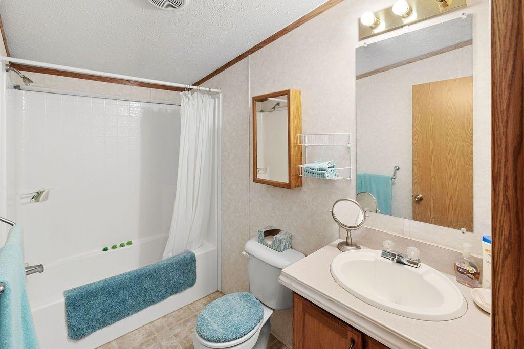 Franklin, New York, 13775, United States, 3 Bedrooms Bedrooms, ,2 BathroomsBathrooms,Residential,For Sale,1967662