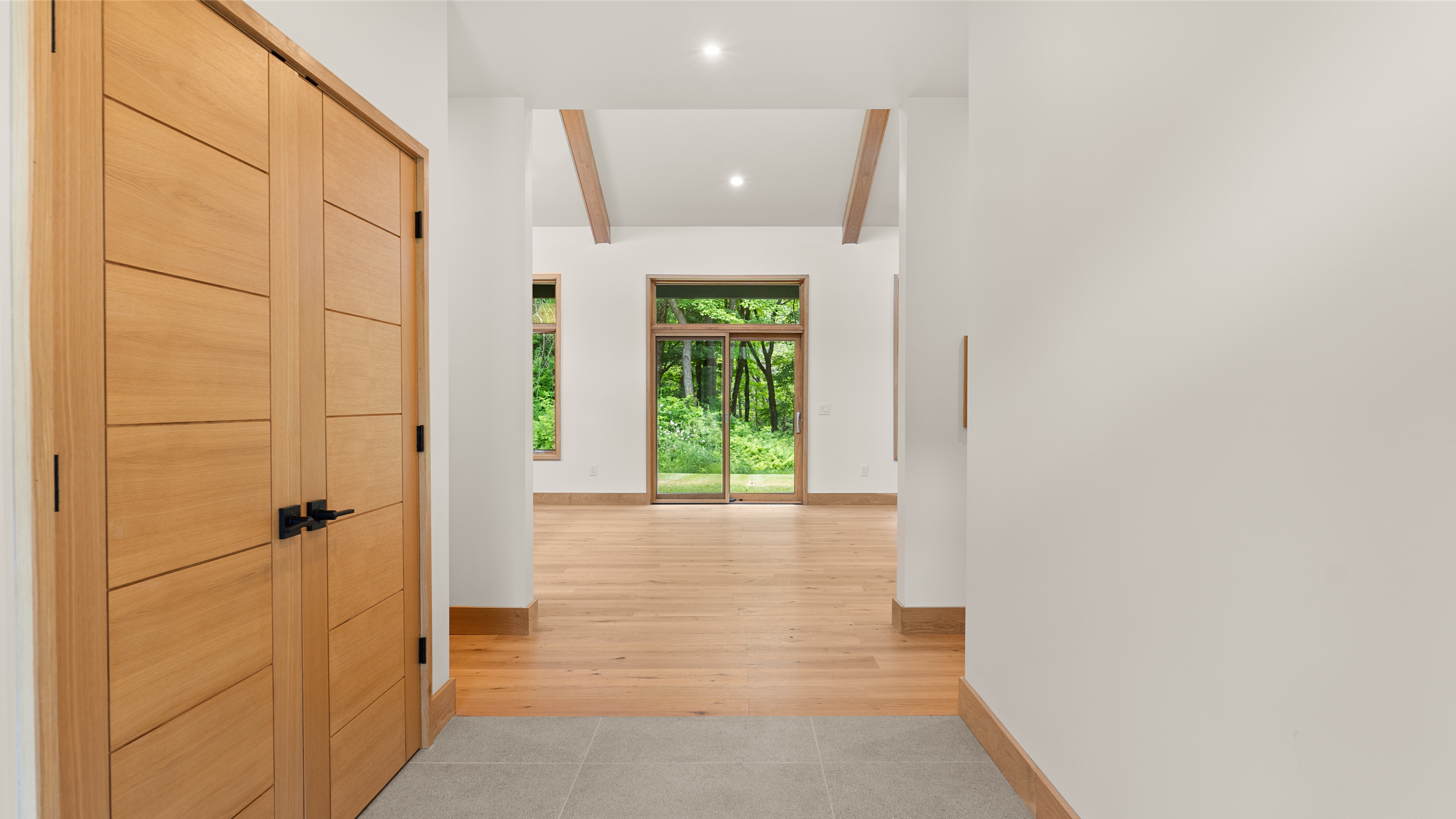  Stunning Contemporary Single Level Home - 物件實景