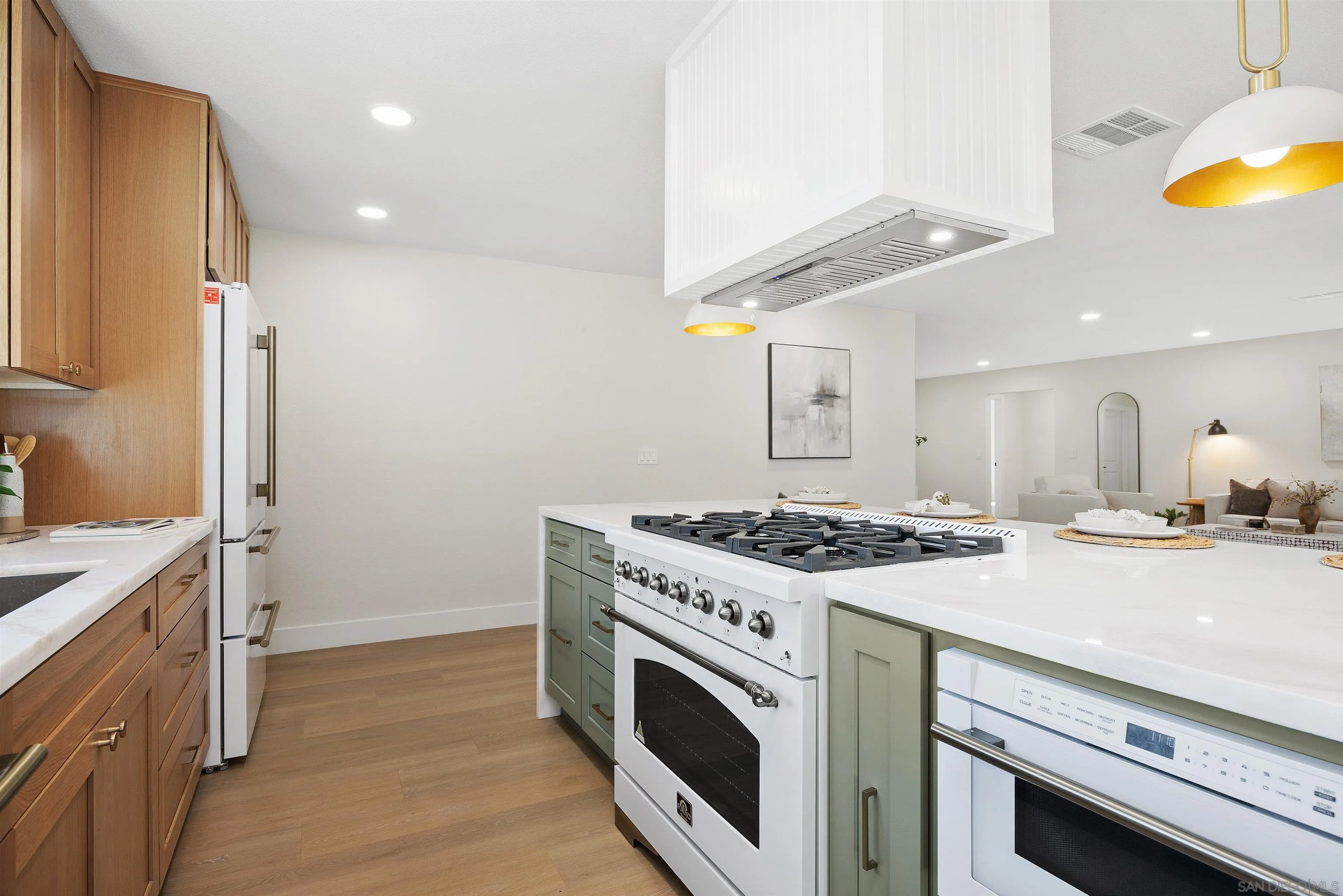 San Diego, California, 92128, United States, 3 Bedrooms Bedrooms, ,2 BathroomsBathrooms,Residential,For Sale,1999575