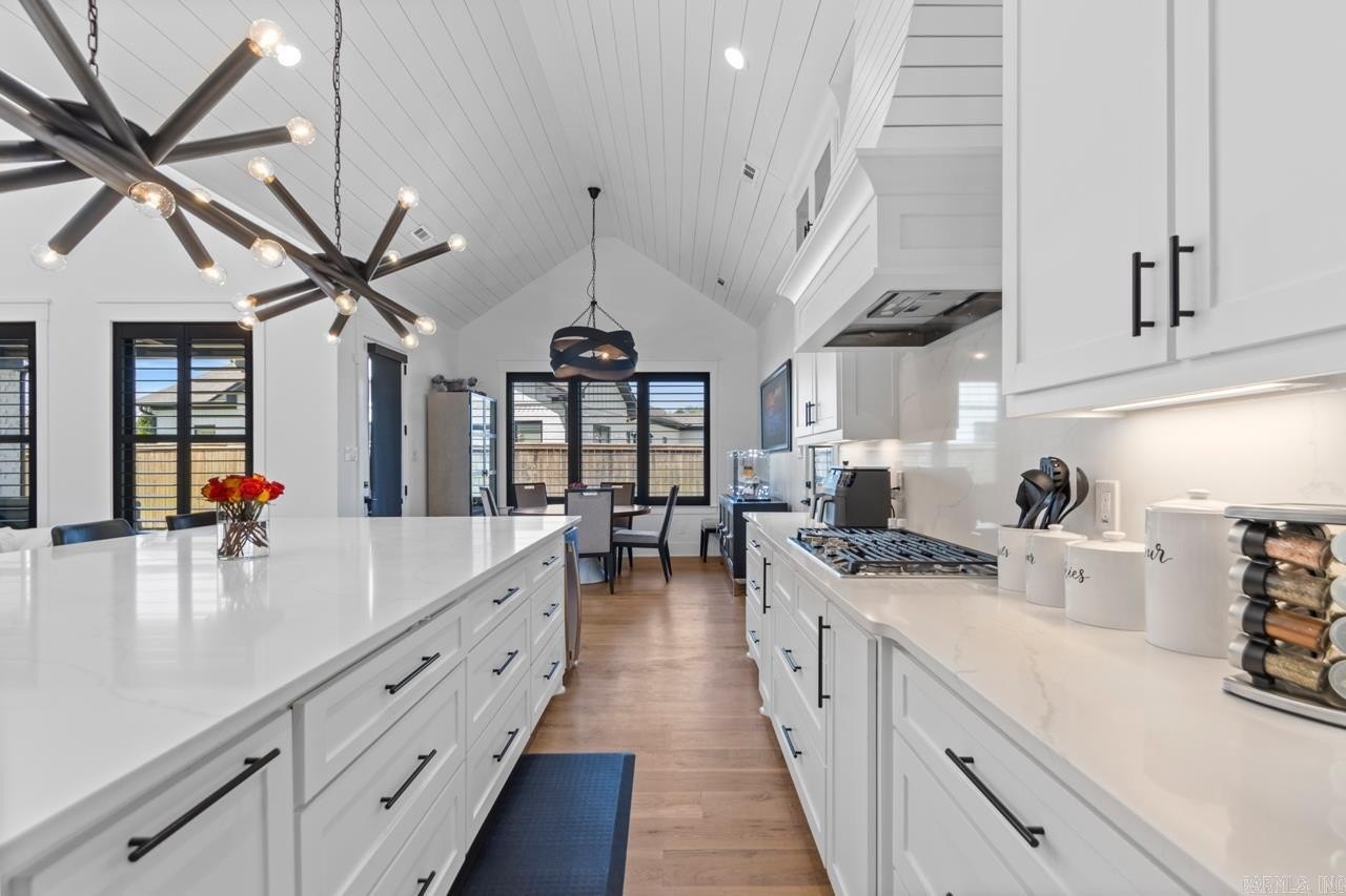 Benton, Arkansas, 72019, United States, 4 Bedrooms Bedrooms, ,3 BathroomsBathrooms,Residential,For Sale,1981558