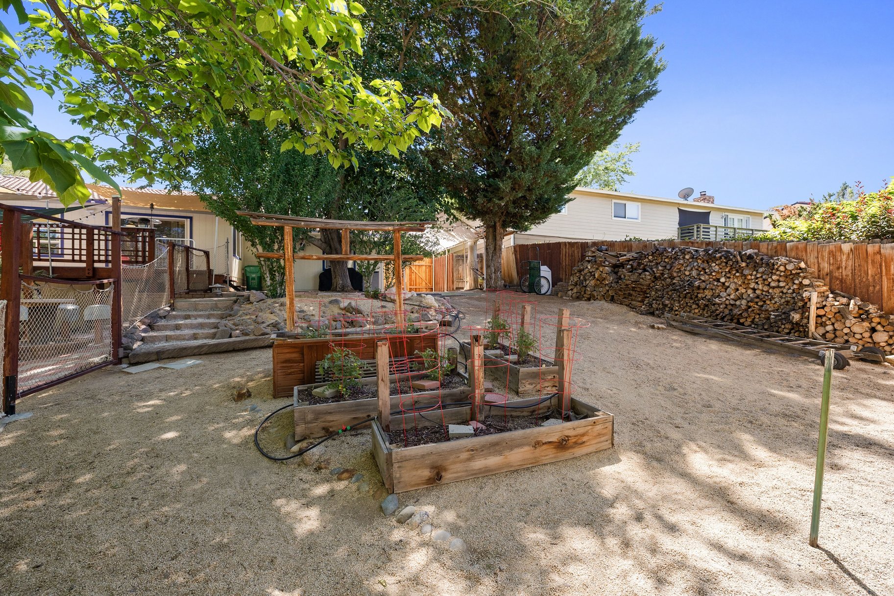  exceptional residence in a neighborhood where  homes seldom become available - 物件實景