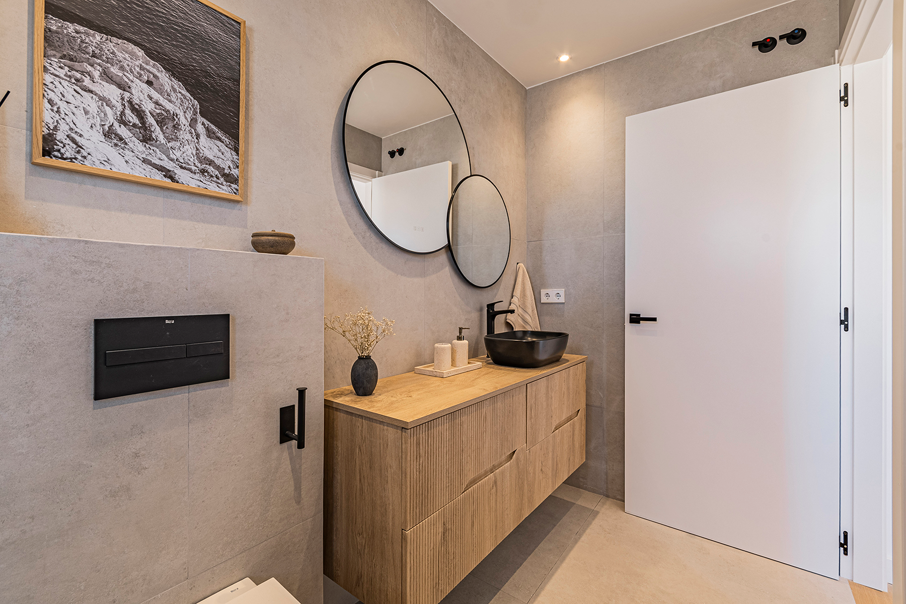  Newly constructed duplex penthouse near the beach - 物件實景