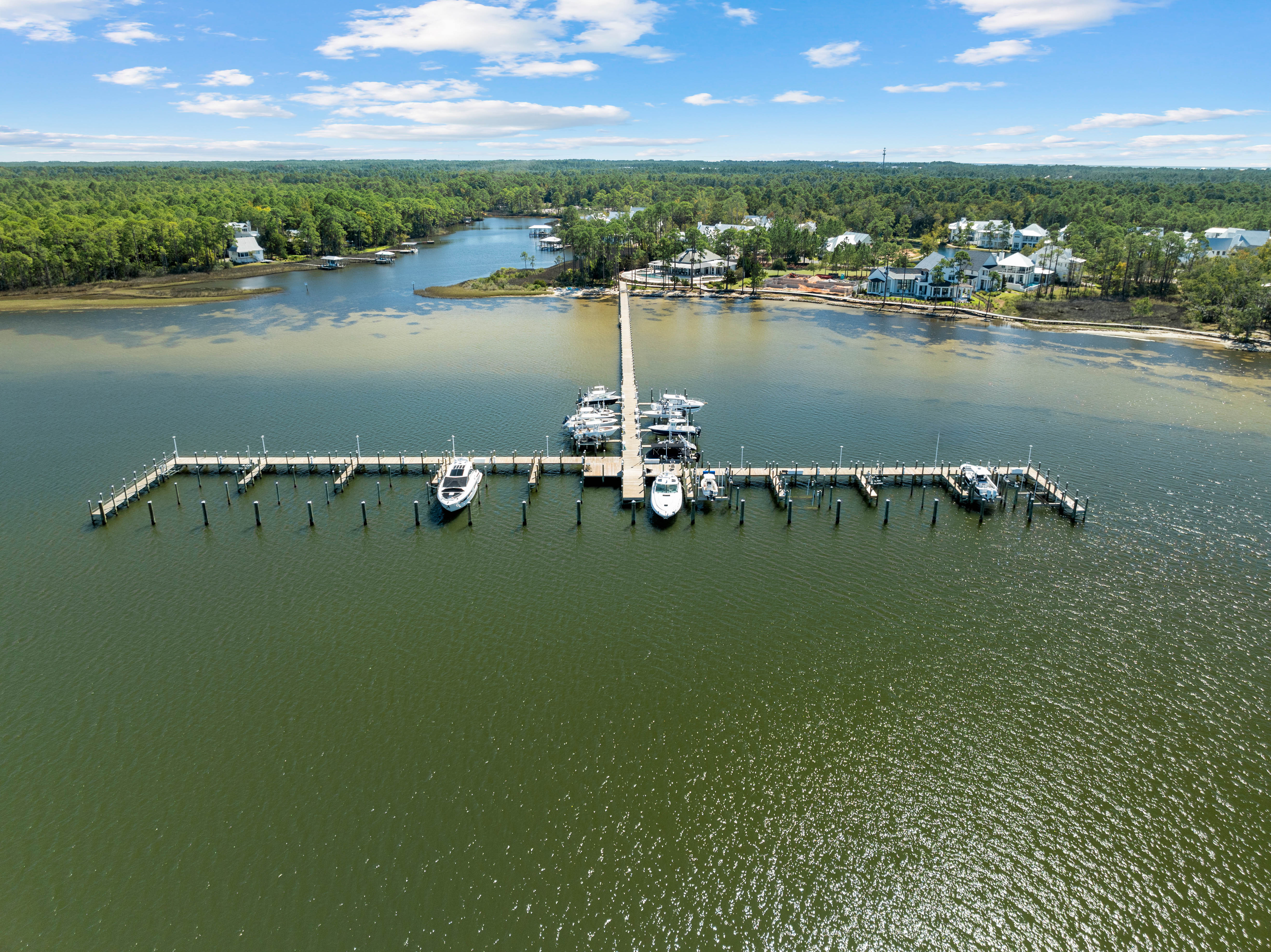  Lakefront Homesite In Secluded Gated Community With Marina And Bay Access - 物件實景