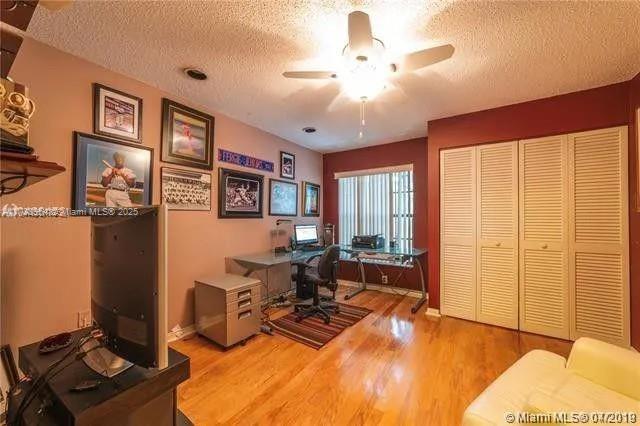 Hollywood, Florida, 33021, United States, 3 Bedrooms Bedrooms, ,3 BathroomsBathrooms,Residential,For Sale,1913231