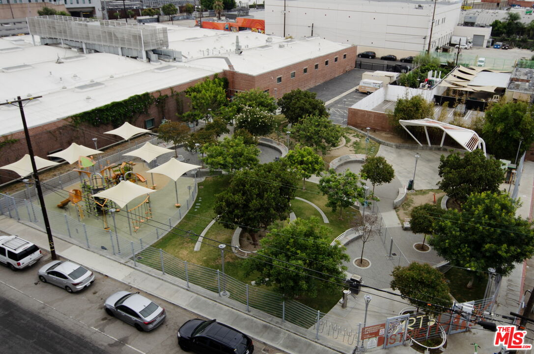 Los Angeles, California, 90013, United States, 1 Bedroom Bedrooms, ,1 BathroomBathrooms,Residential,For Sale,1906758
