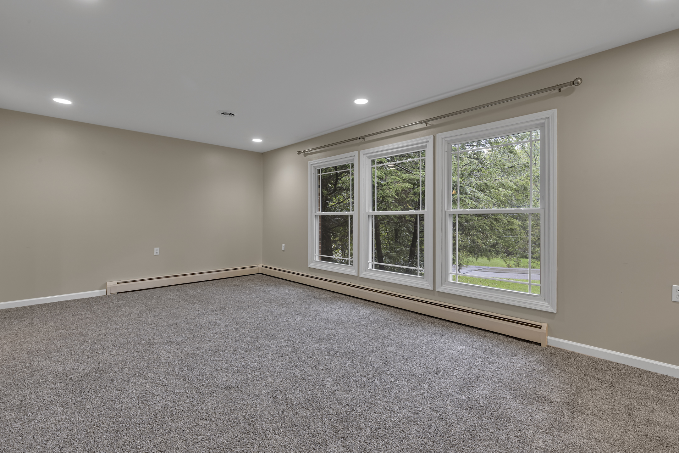  120 West Woodland Drive, Aliquippa, PA 15001 - 物件實景