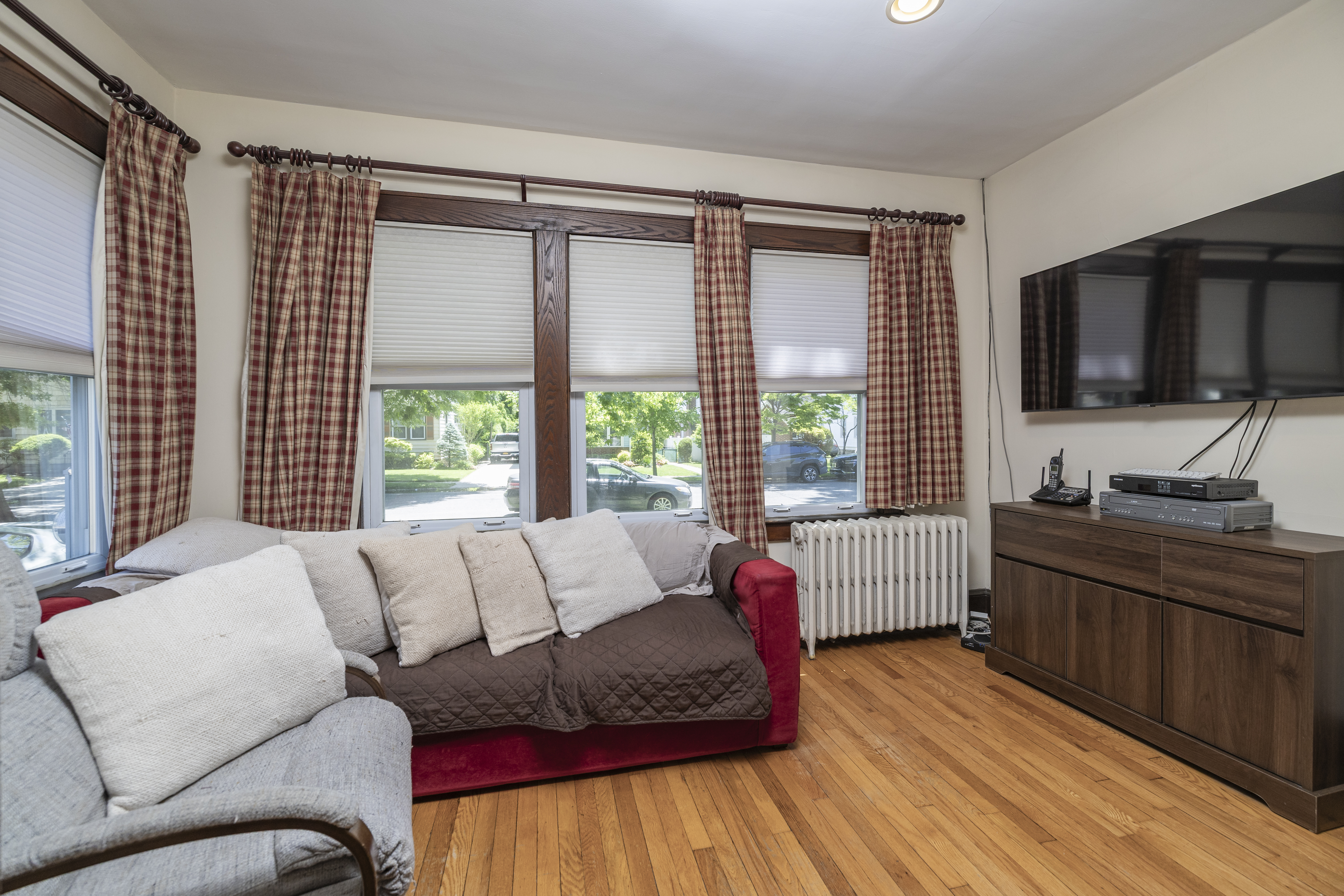  89 Lexington Avenue, Malverne, NY 11565 - 物件實景