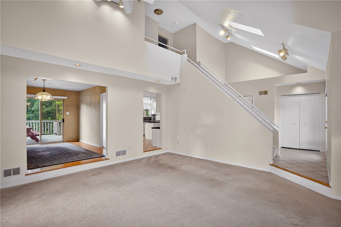 Cranberry Twp, Pennsylvania, 16066, United States, 3 Bedrooms Bedrooms, ,3 BathroomsBathrooms,Residential,For Sale,1932228