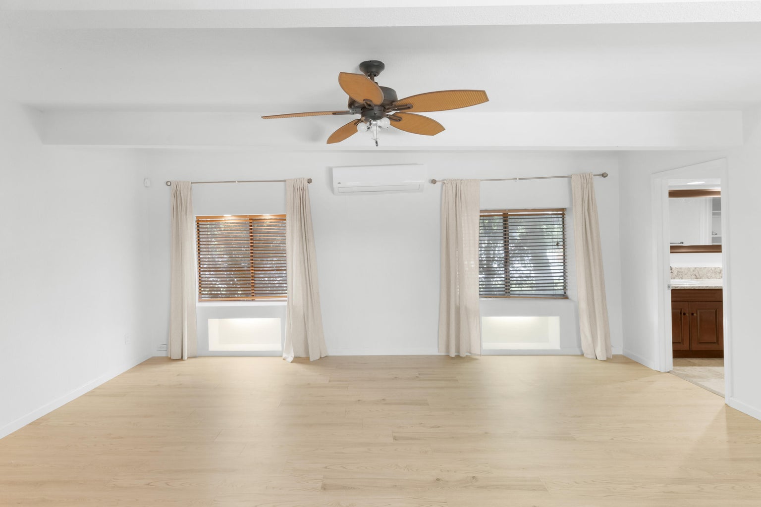 Bermuda Dunes, California, 92203, United States, 5 Bedrooms Bedrooms, ,3 BathroomsBathrooms,Residential,For Sale,1976988