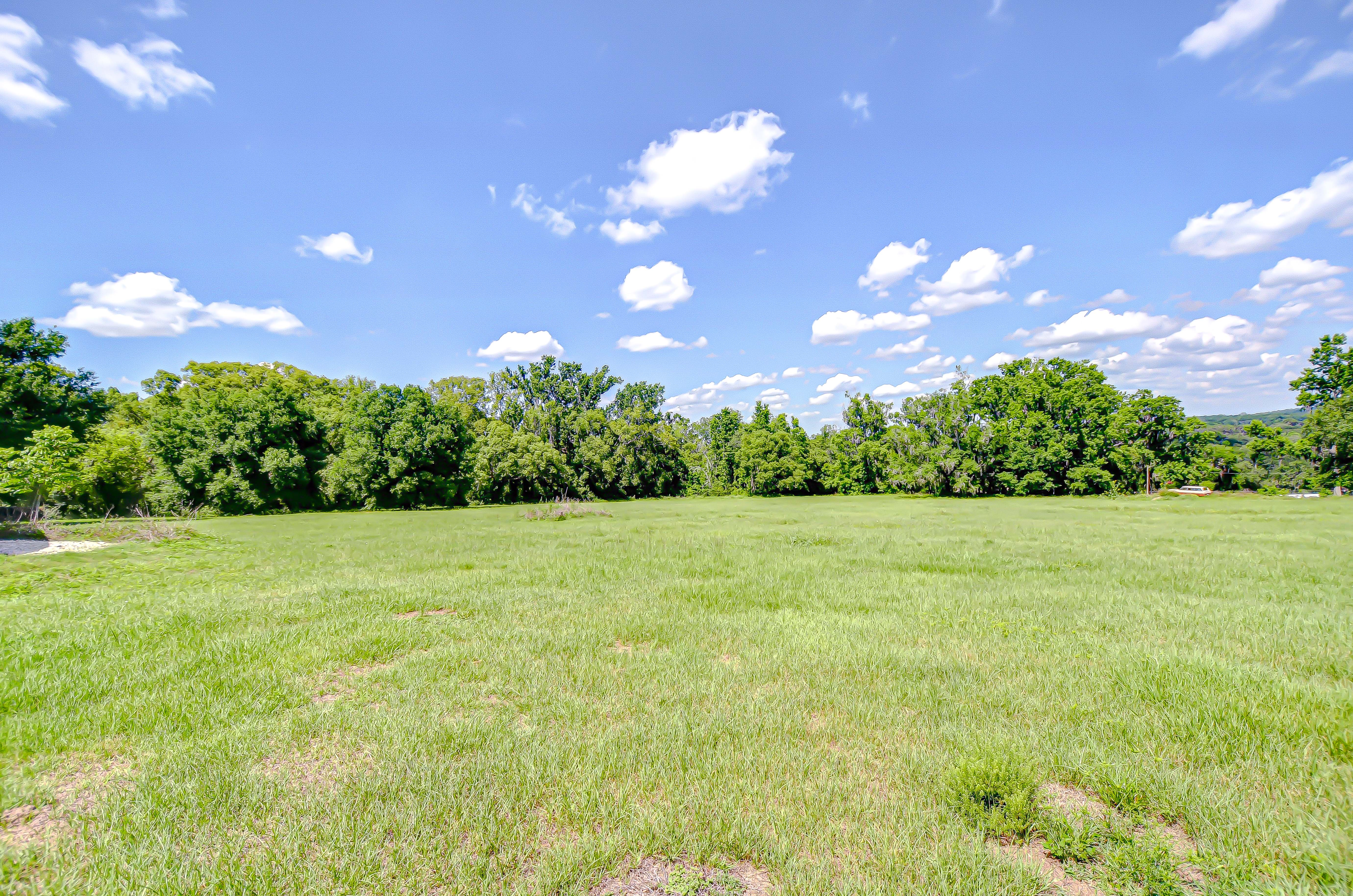 Dade City, Florida, 33523, United States, 4 Bedrooms Bedrooms, ,3 BathroomsBathrooms,Residential,For Sale,1873323