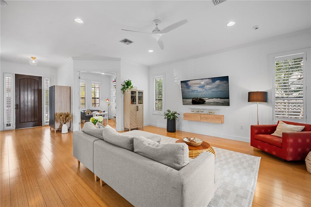 Sarasota, Florida, 34236, United States, 4 Bedrooms Bedrooms, ,4 BathroomsBathrooms,Residential,For Sale,1992105