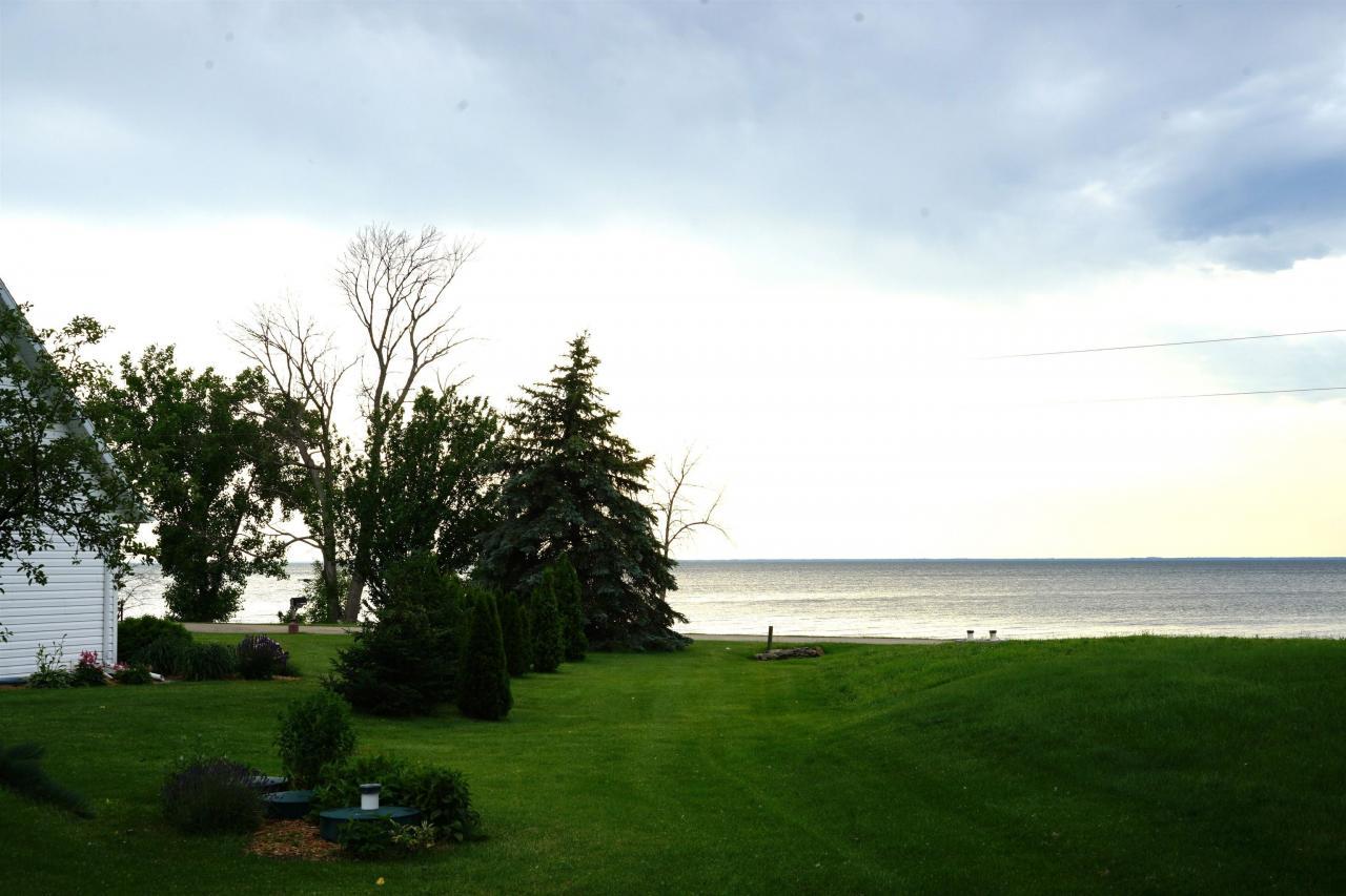 Brussels, Wisconsin, 54204, United States, 4 Bedrooms Bedrooms, ,3 BathroomsBathrooms,Residential,For Sale,1837753