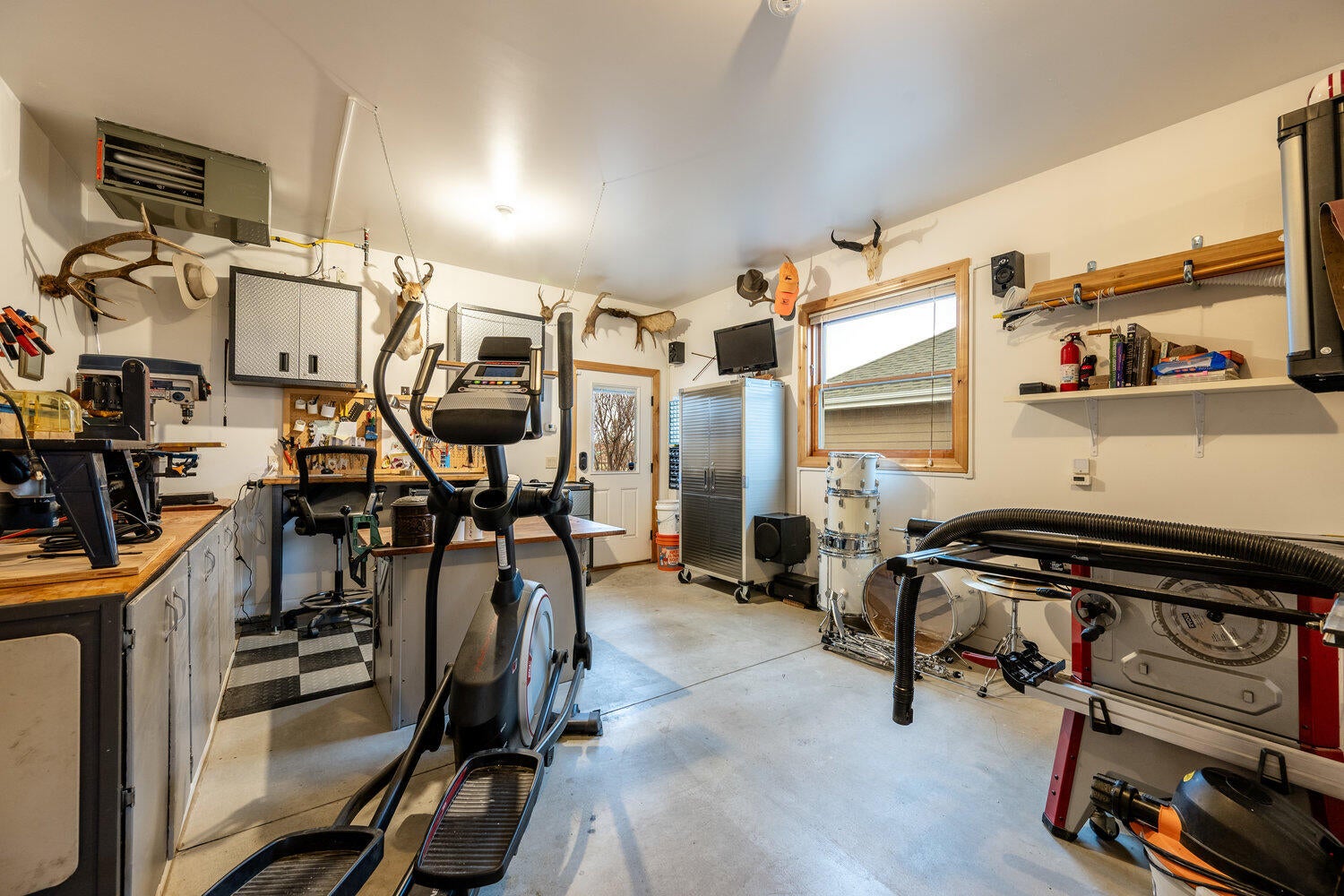 Sheridan, Wyoming, 82801, United States, 2 Bedrooms Bedrooms, ,2 BathroomsBathrooms,Residential,For Sale,2006254