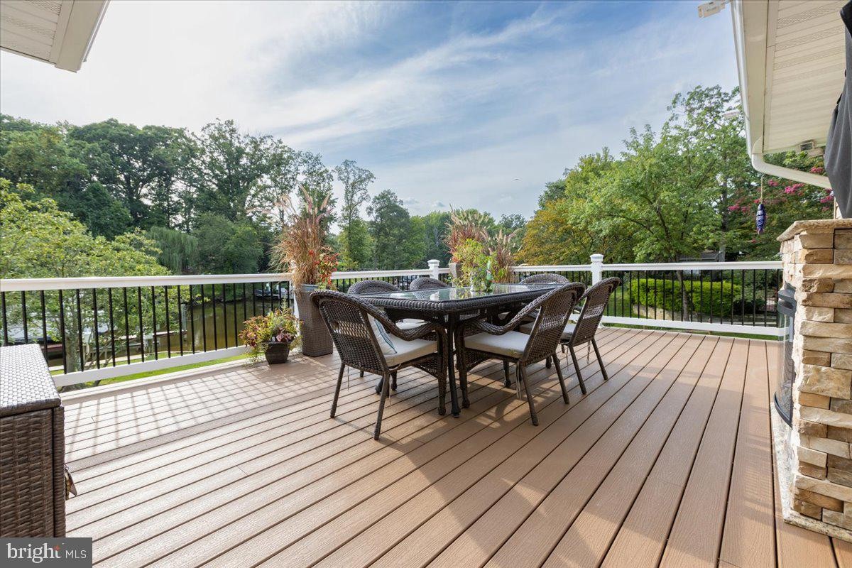 PASADENA, Maryland, 21122, United States, 4 Bedrooms Bedrooms, ,4 BathroomsBathrooms,Residential,For Sale,1979207