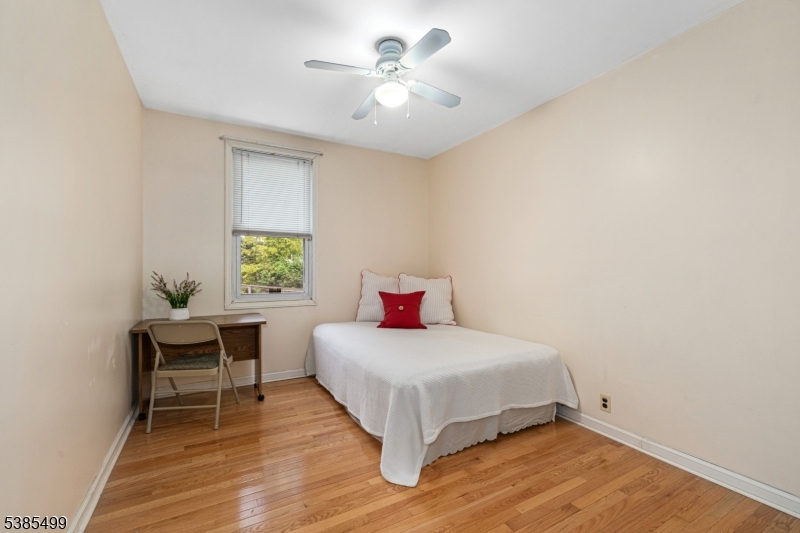 Parsippany-Troy Hills Twp., New Jersey, 07054, United States, 3 Bedrooms Bedrooms, ,2 BathroomsBathrooms,Residential,For Sale,1947046