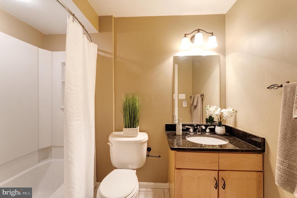 Reston, Virginia, 20194, United States, 3 Bedrooms Bedrooms, ,4 BathroomsBathrooms,Residential,For Sale,1942632