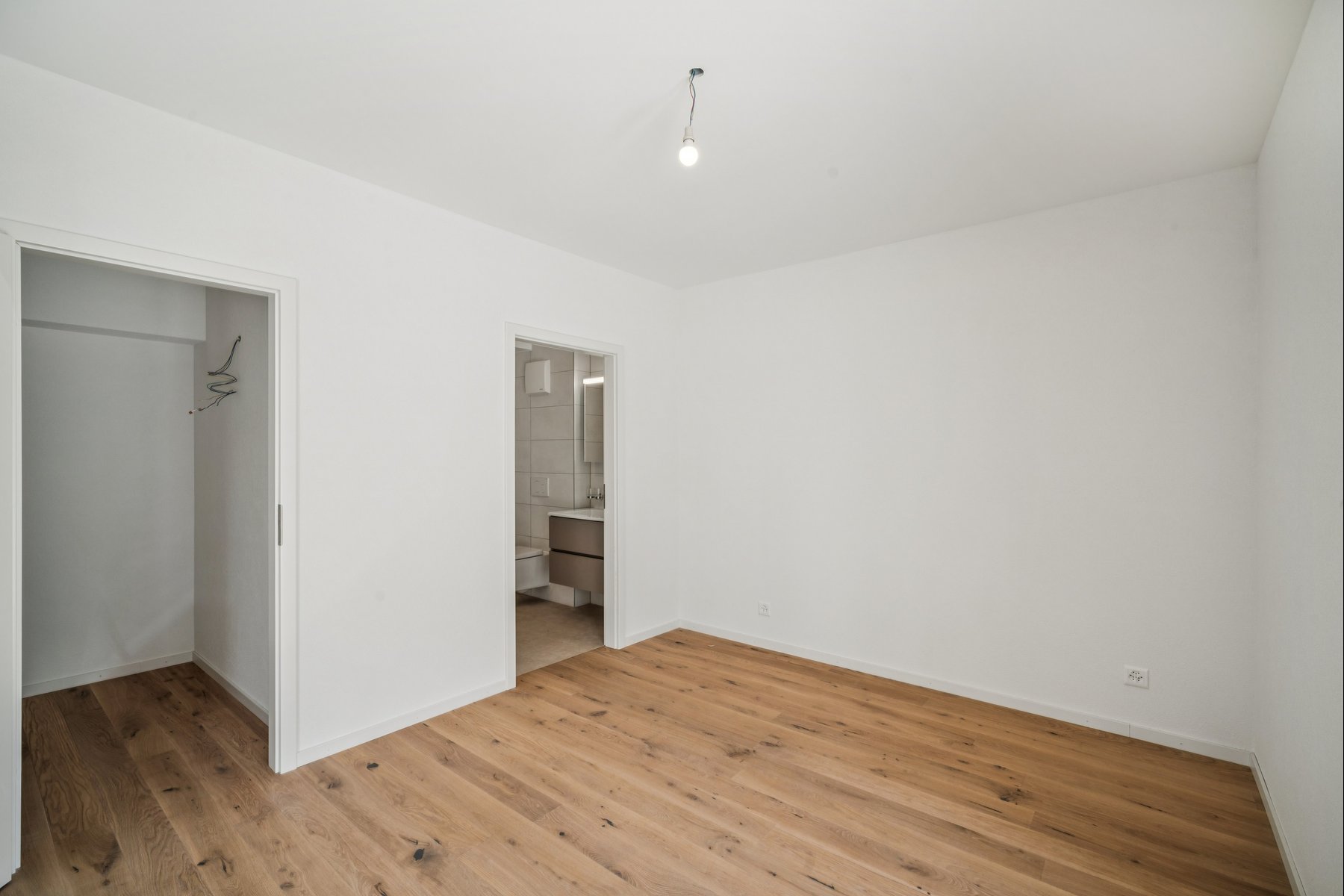  Old-world charm and modernity  Beautiful 4.5-room apartment in Penthalaz - 物件實景