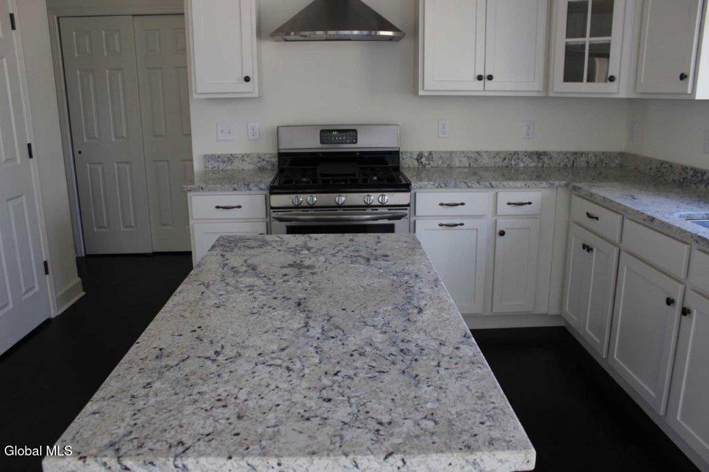 Averill Park, New York, 12018, United States, 4 Bedrooms Bedrooms, ,3 BathroomsBathrooms,Residential,For Sale,1939290