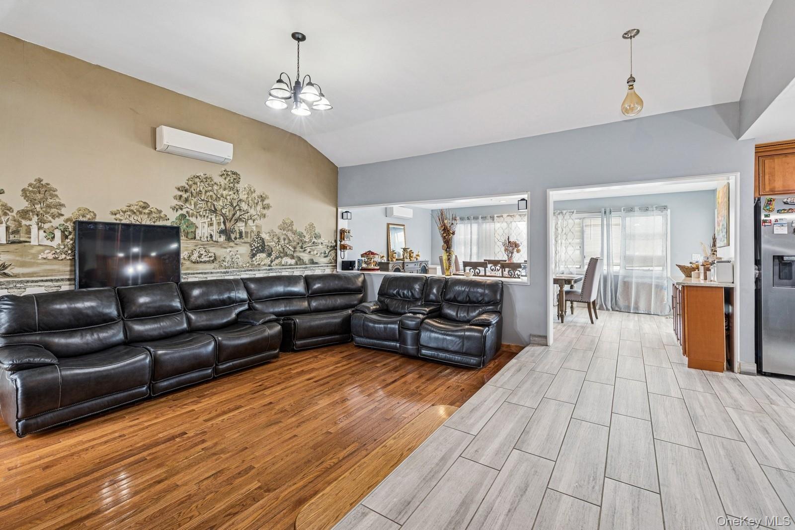 Massapequa Park, New York, 11762, United States, 3 Bedrooms Bedrooms, ,4 BathroomsBathrooms,Residential,For Sale,1941074