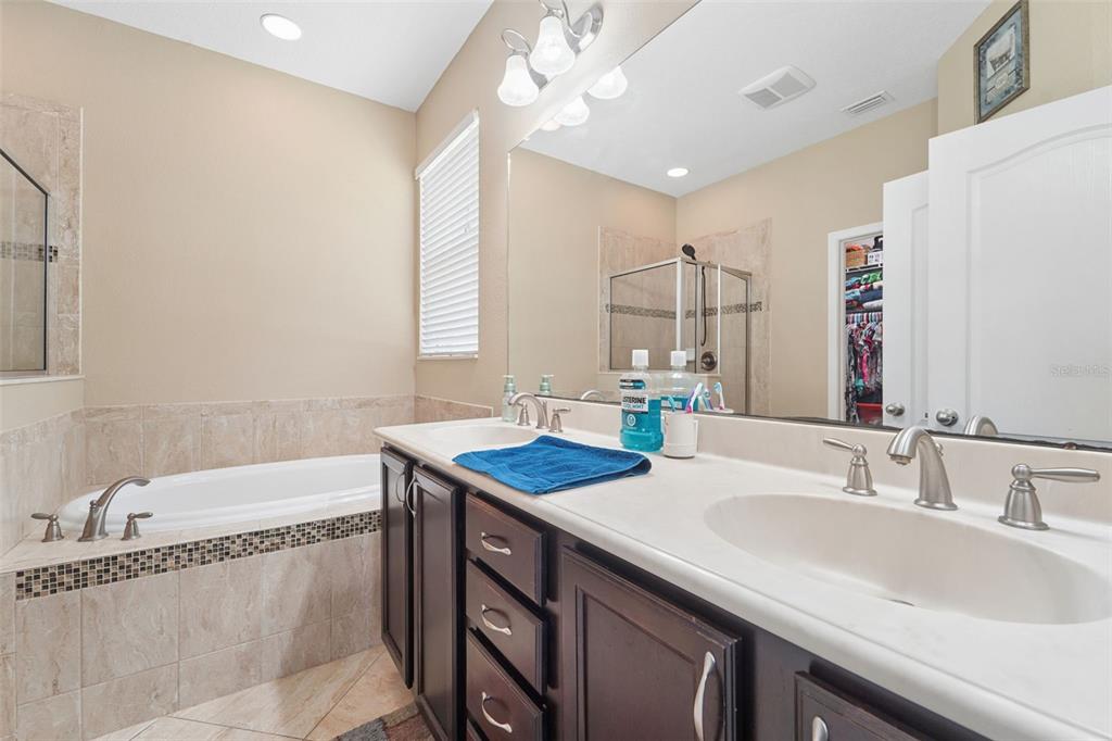 Land O Lakes, Florida, 34638, United States, 4 Bedrooms Bedrooms, ,3 BathroomsBathrooms,Residential,For Sale,2027169