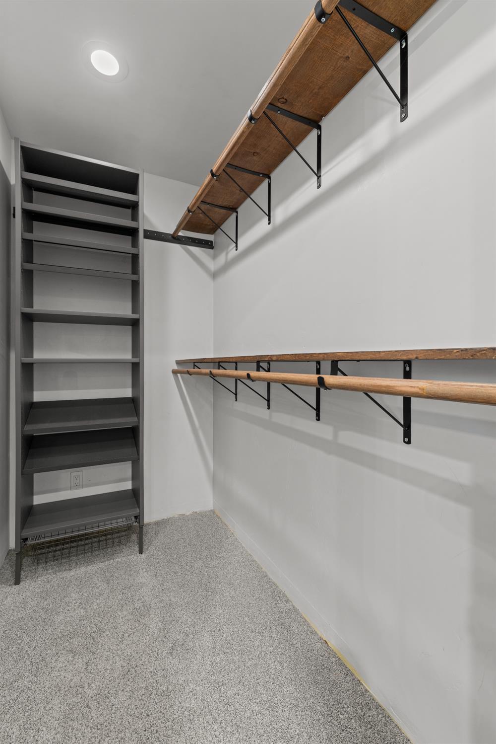 Auburn, California, 95602, United States, 3 Bedrooms Bedrooms, ,2 BathroomsBathrooms,Residential,For Sale,2005903