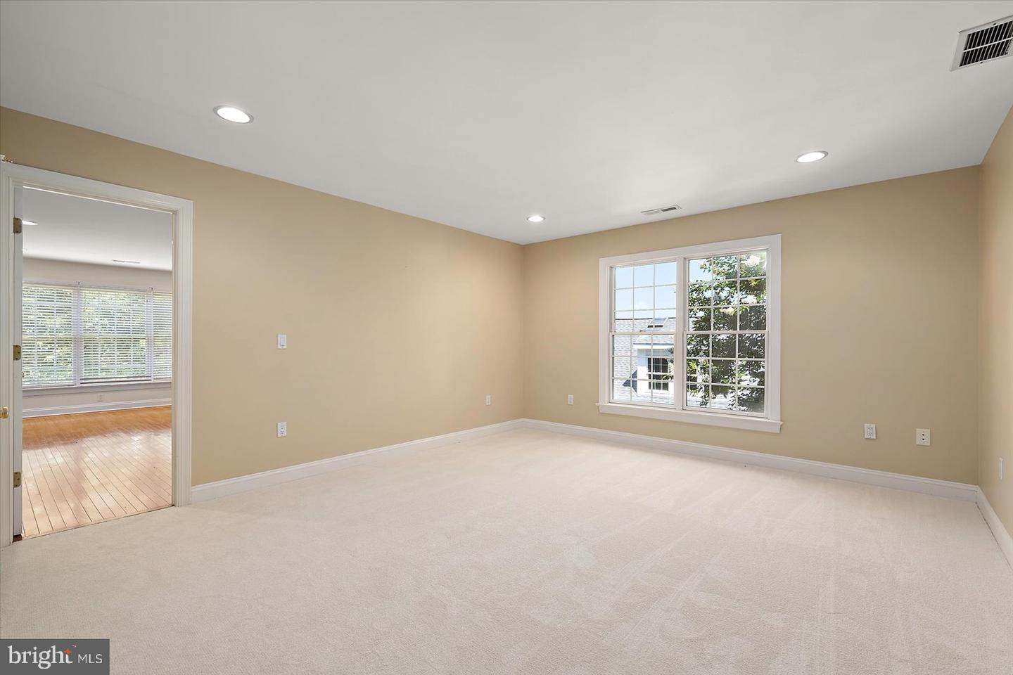 Salisbury, Maryland, 21801, United States, 4 Bedrooms Bedrooms, ,4 BathroomsBathrooms,Residential,For Sale,1874364