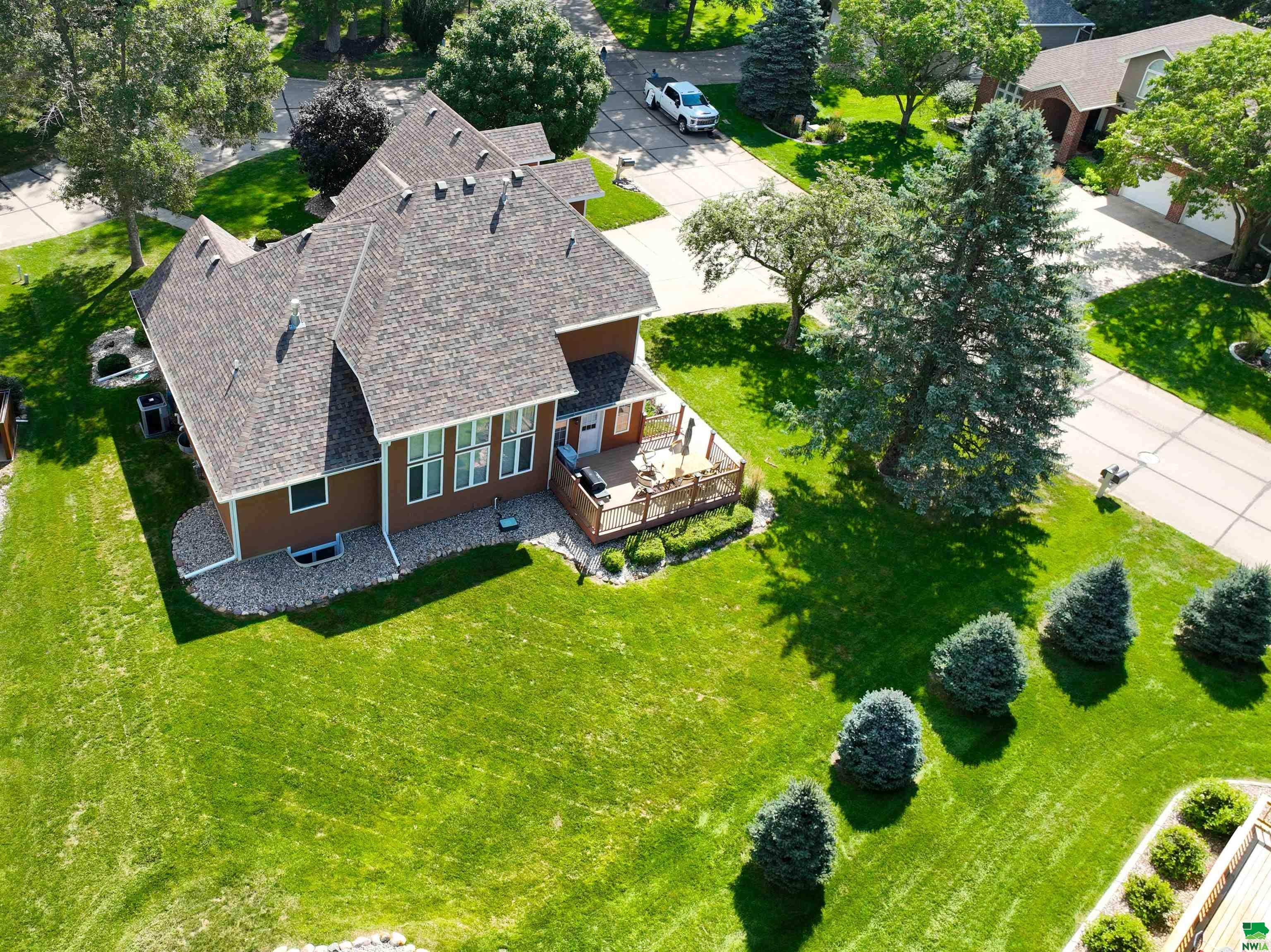 Dakota Dunes, South Dakota, 57049, United States, 5 Bedrooms Bedrooms, ,4 BathroomsBathrooms,Residential,For Sale,1928249