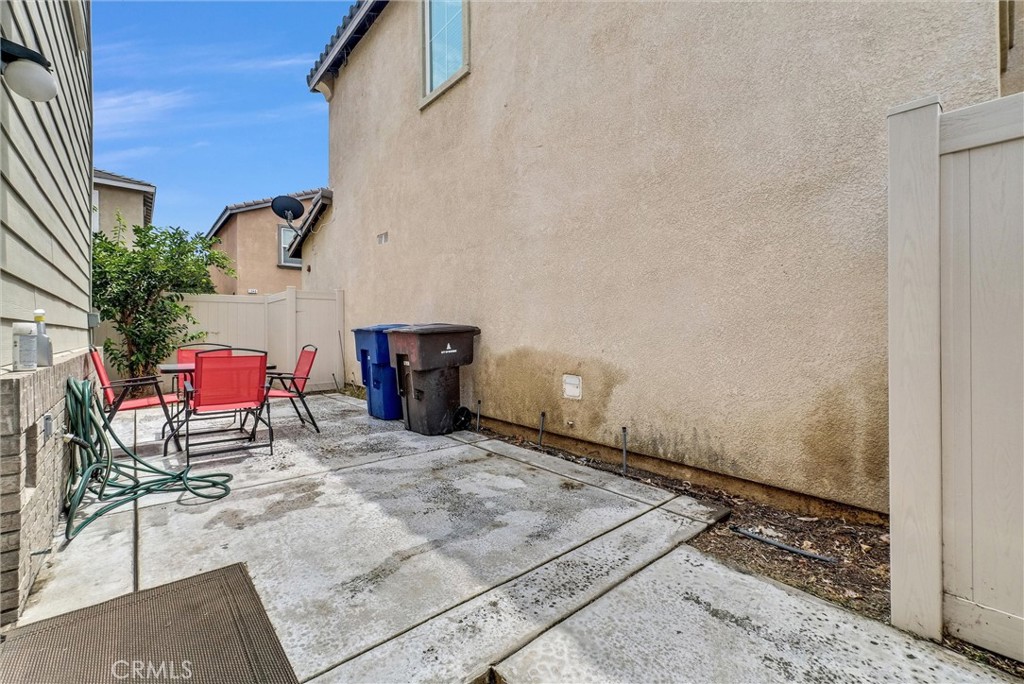Riverside, California, 92501, United States, 3 Bedrooms Bedrooms, ,3 BathroomsBathrooms,Residential,For Sale,1895541