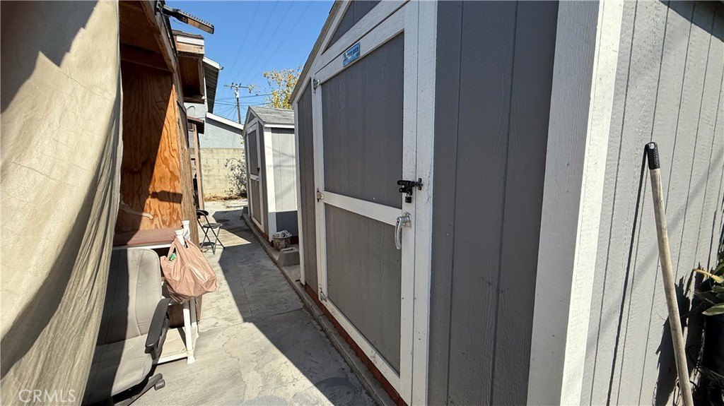 Long Beach, California, 90805, United States, 6 Bedrooms Bedrooms, ,3 BathroomsBathrooms,Residential,For Sale,1990198