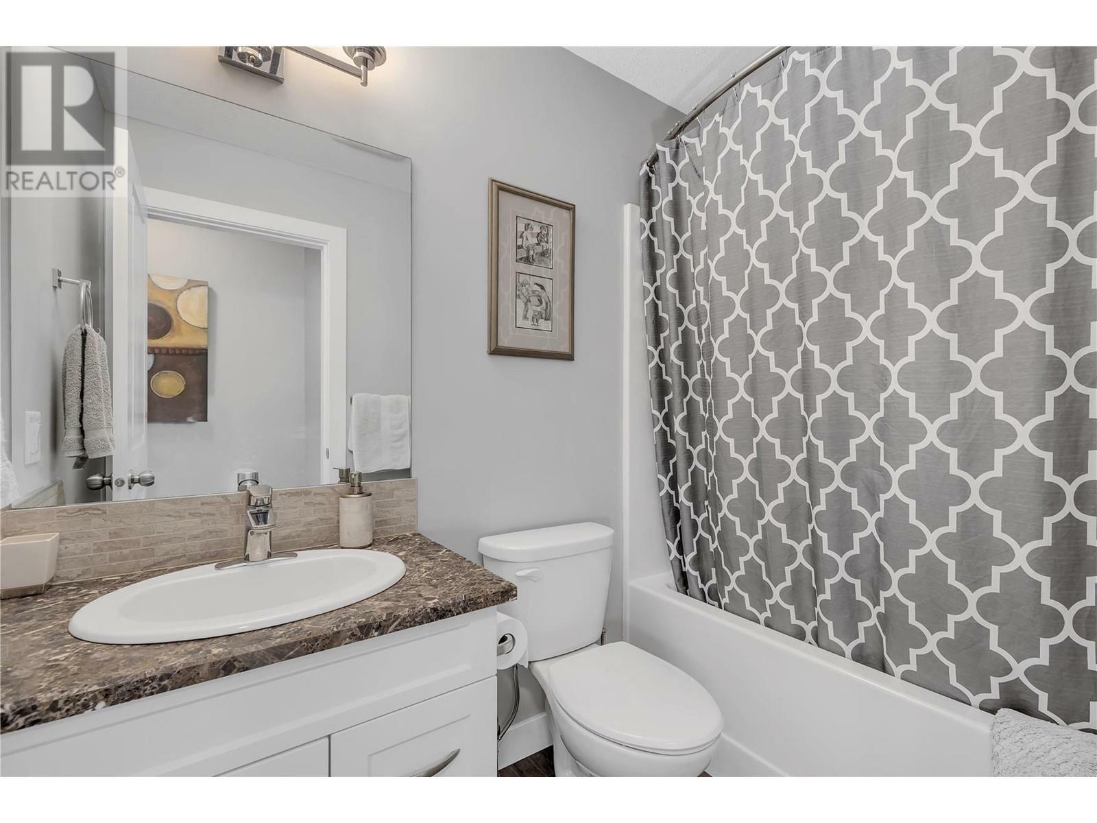 KELOWNA, British Columbia, V1Z 3W6, CA, 5 Bedrooms Bedrooms, ,3 BathroomsBathrooms,Residential,For Sale,1838987