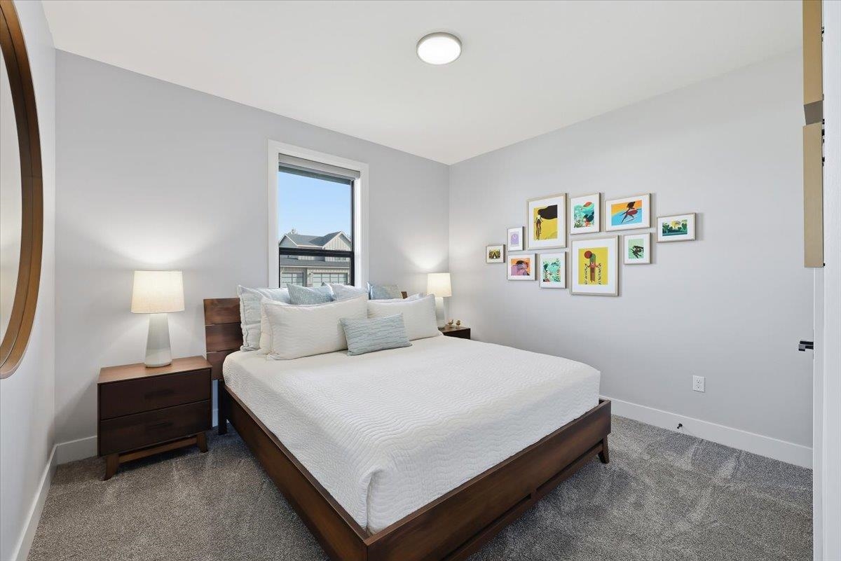 Spokane, Washington, 99208, United States, 5 Bedrooms Bedrooms, ,3 BathroomsBathrooms,Residential,For Sale,1992809