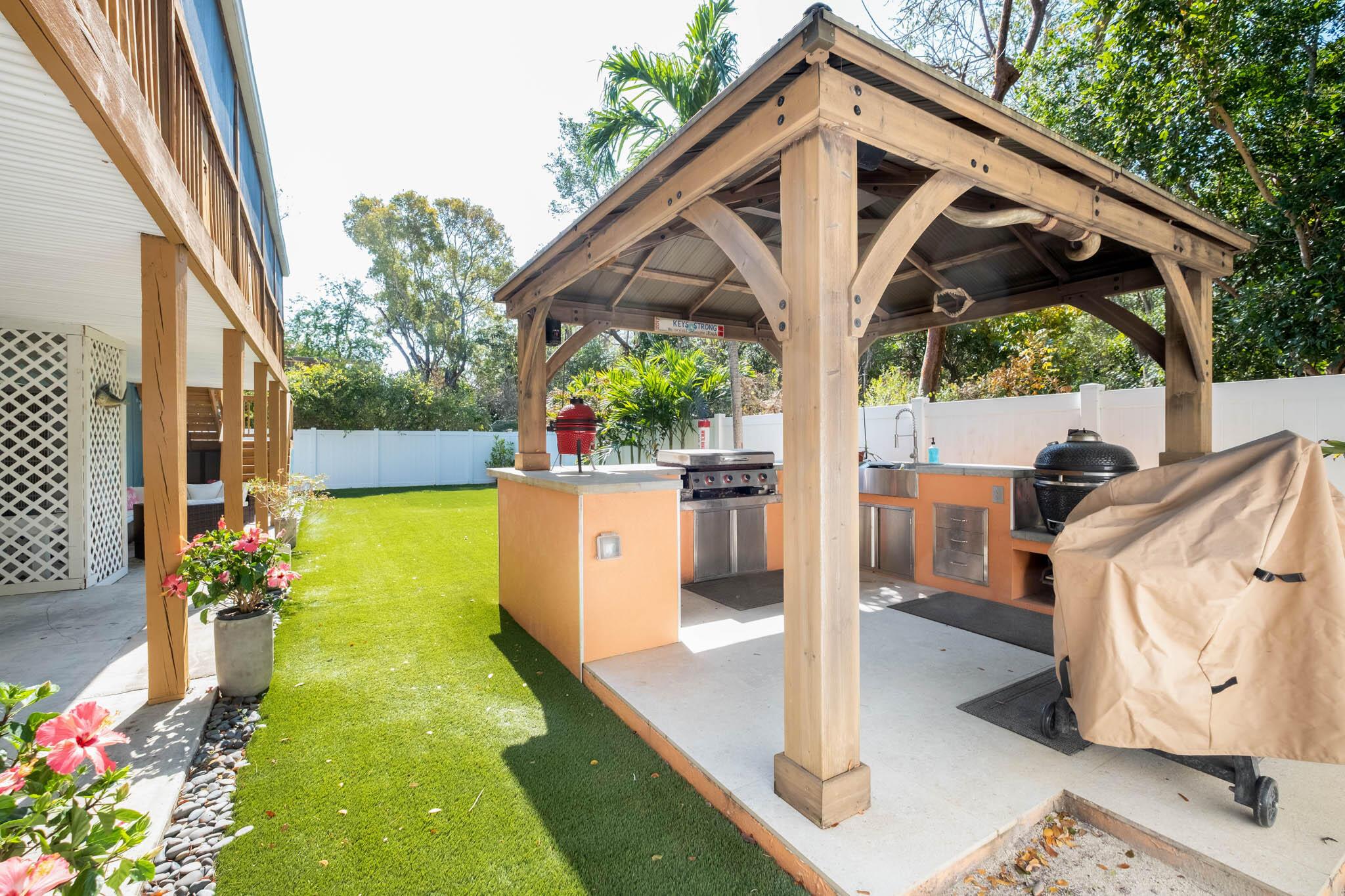 Tavernier, Florida, 33070, United States, 4 Bedrooms Bedrooms, ,2 BathroomsBathrooms,Residential,For Sale,2001947