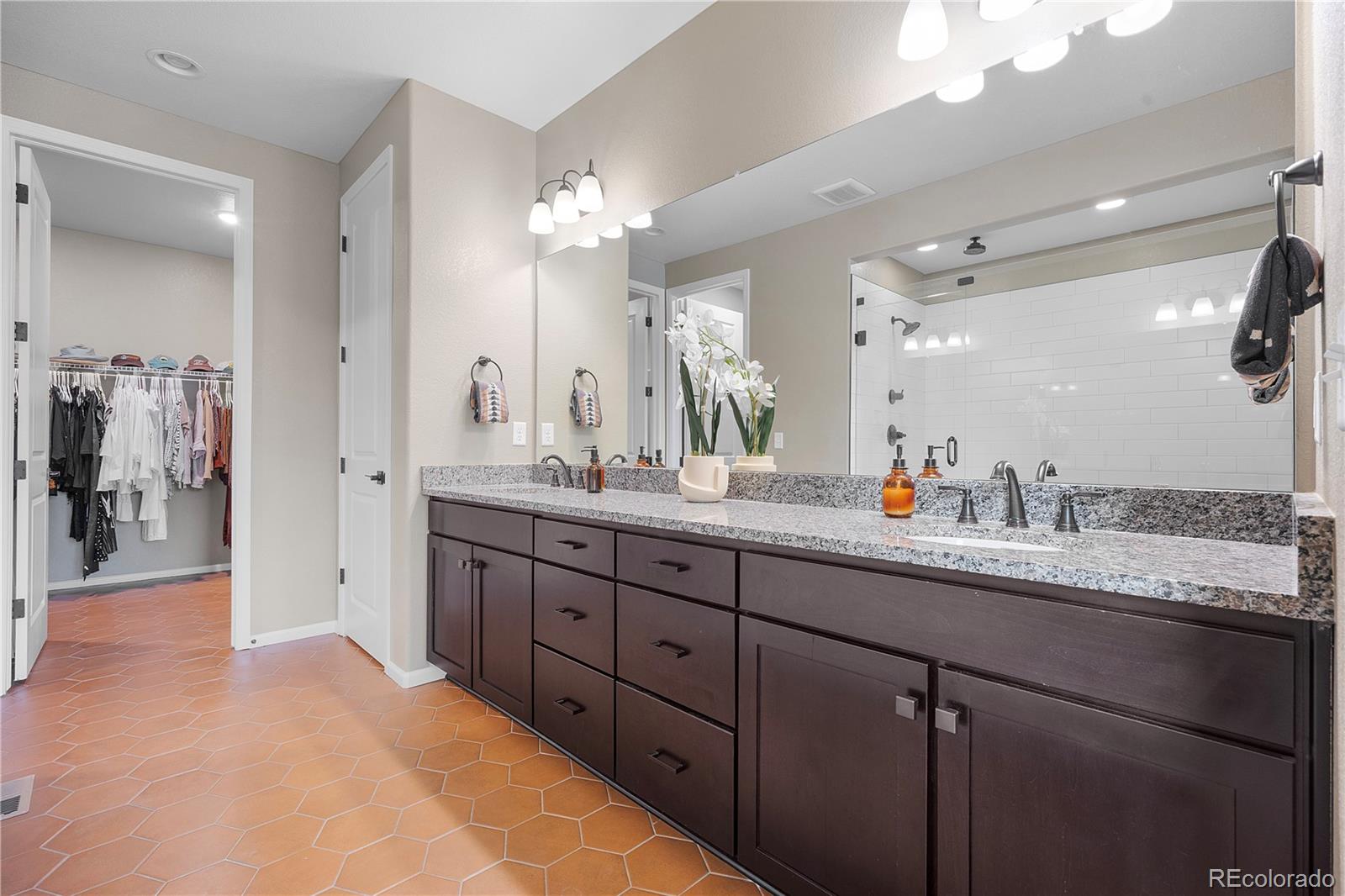 Castle Rock, Colorado, 80108, United States, 5 Bedrooms Bedrooms, ,1 BathroomBathrooms,Residential,For Sale,1906809