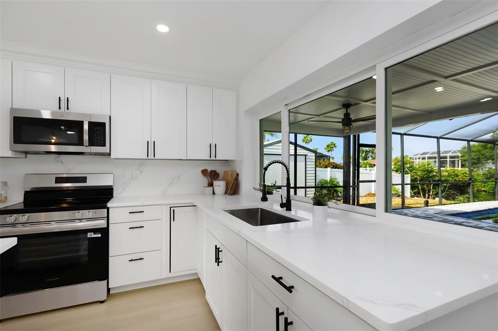 Apollo Beach, Florida, 33572, United States, 3 Bedrooms Bedrooms, ,2 BathroomsBathrooms,Residential,For Sale,1907678