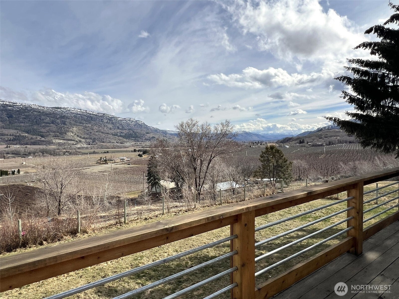 Oroville, Washington, 98844, United States, 3 Bedrooms Bedrooms, ,1 BathroomBathrooms,Residential,For Sale,2002017