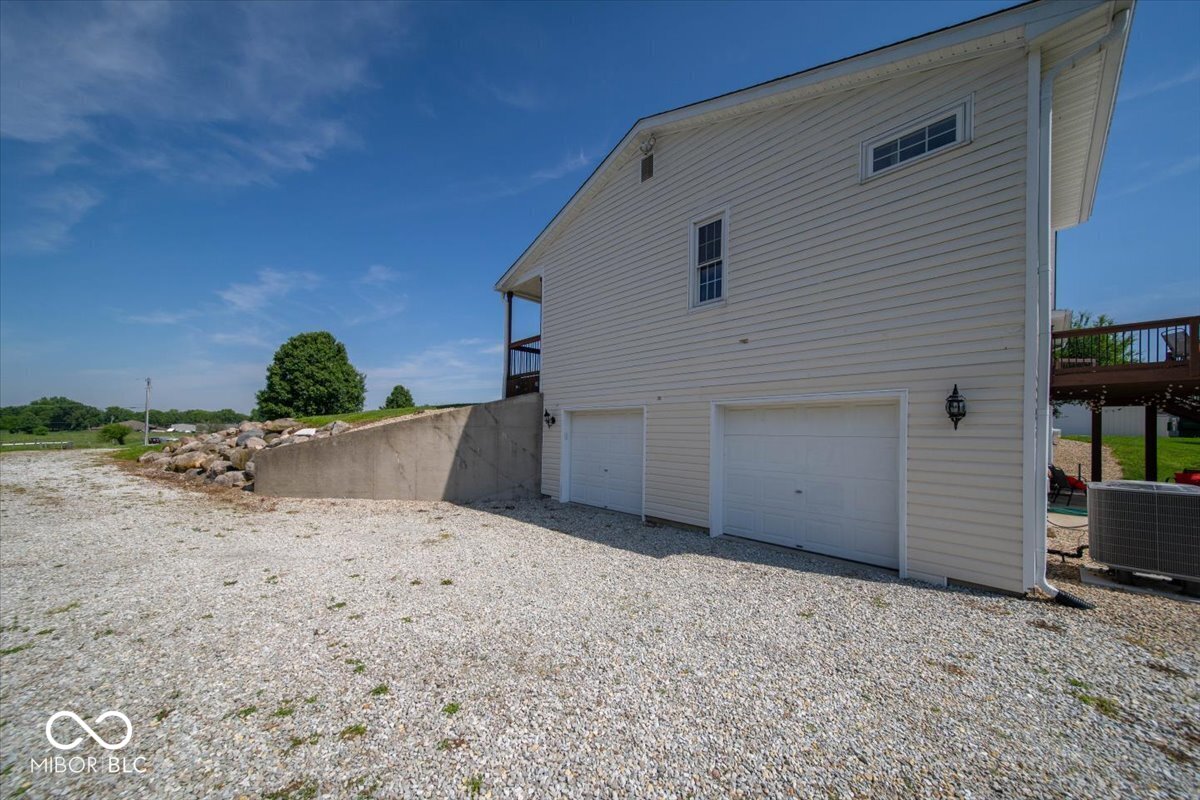 Noblesville, Indiana, 46060, United States, 4 Bedrooms Bedrooms, ,3 BathroomsBathrooms,Residential,For Sale,2048324
