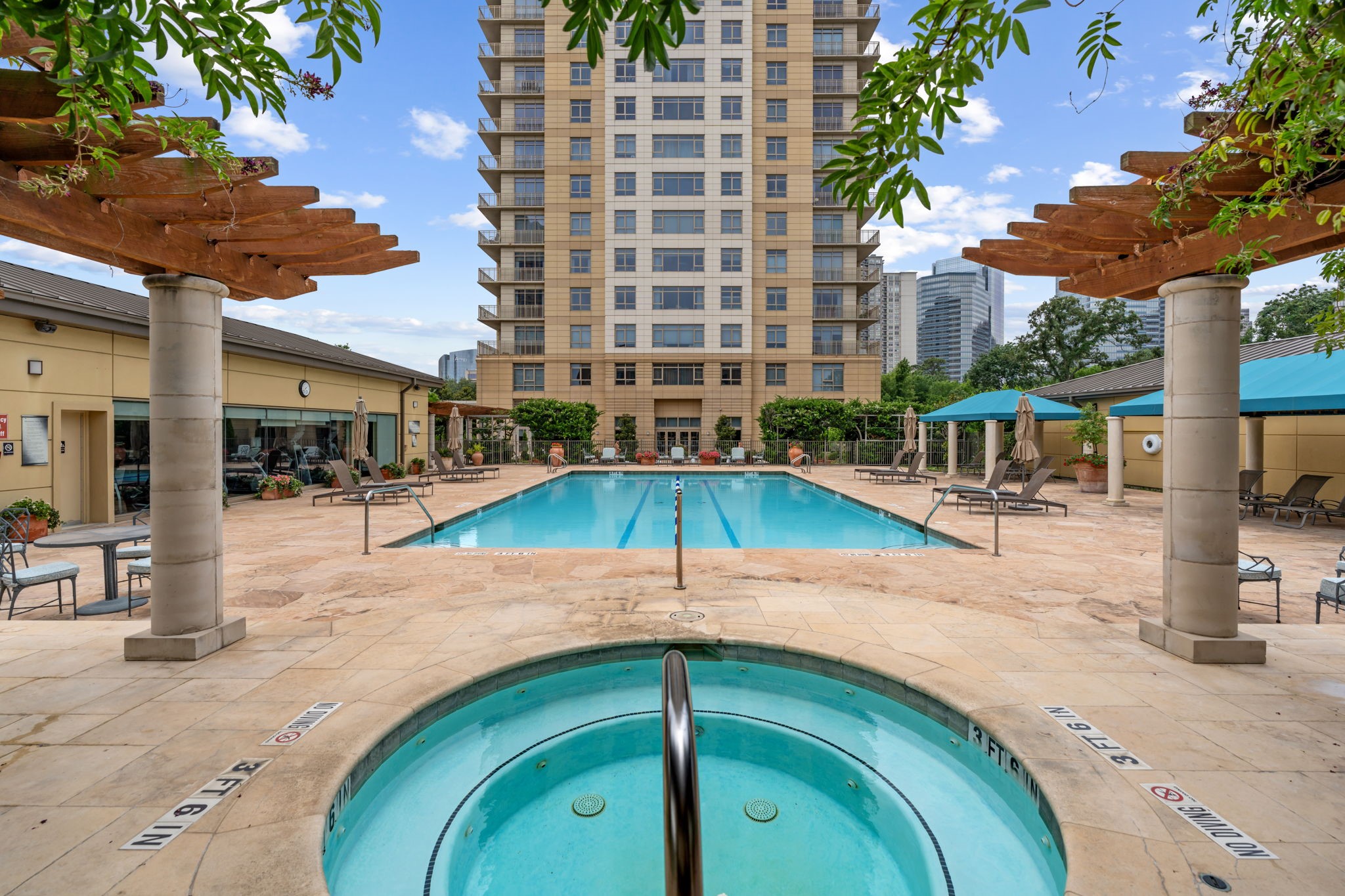  1100 Uptown Park Boulevard #23 - 物件實景