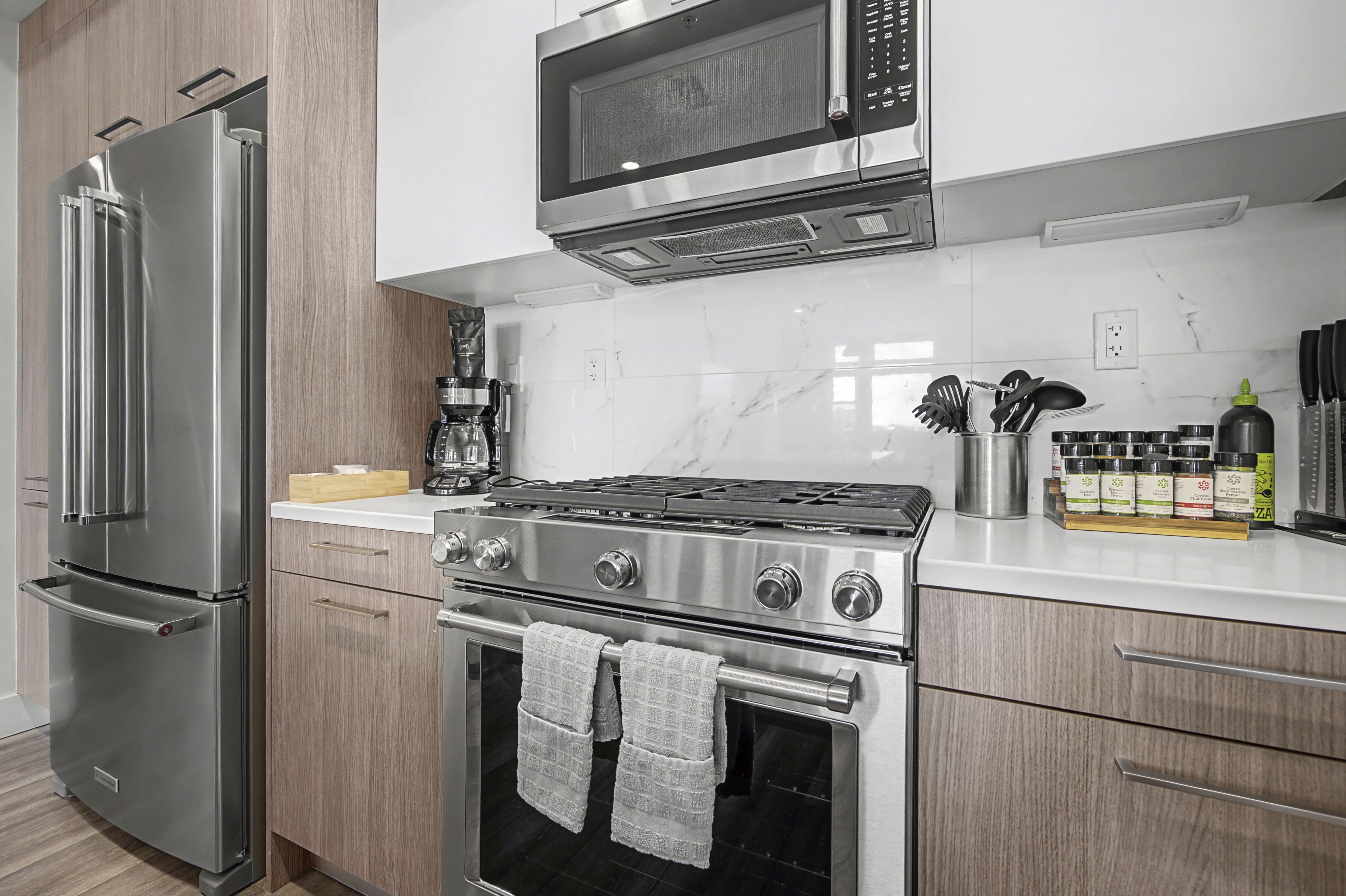  Modern design, urban convenience, and investment flexibility in LoHi - 物件實景