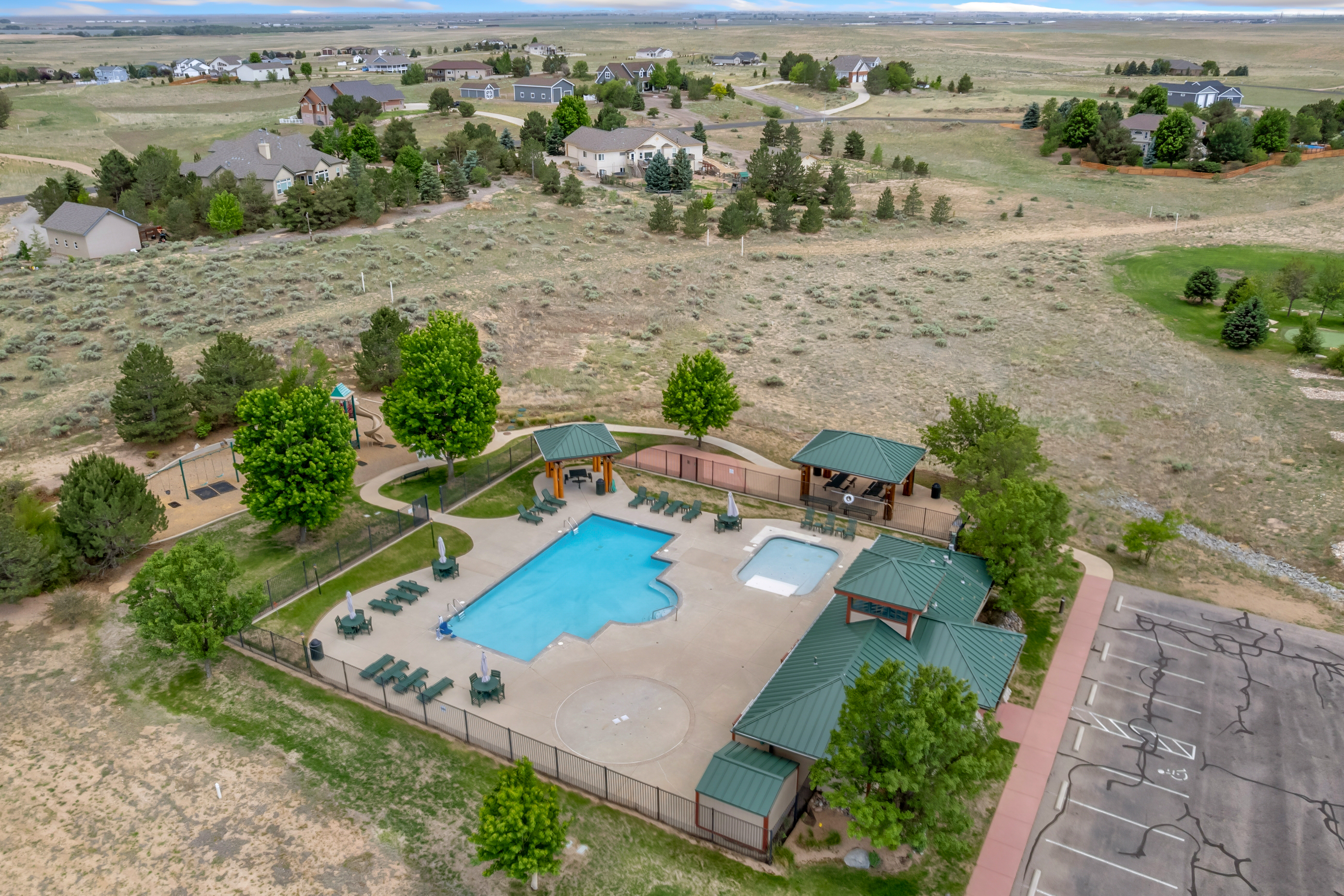 Custom-Built Home in the Highly Sought-After Pelican Lake Ranch Community - 物件實景