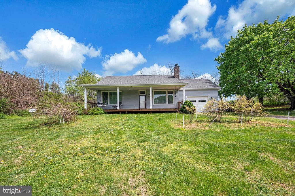 Linden, Virginia, 22642, United States, 5 Bedrooms Bedrooms, ,4 BathroomsBathrooms,Residential,For Sale,2037897