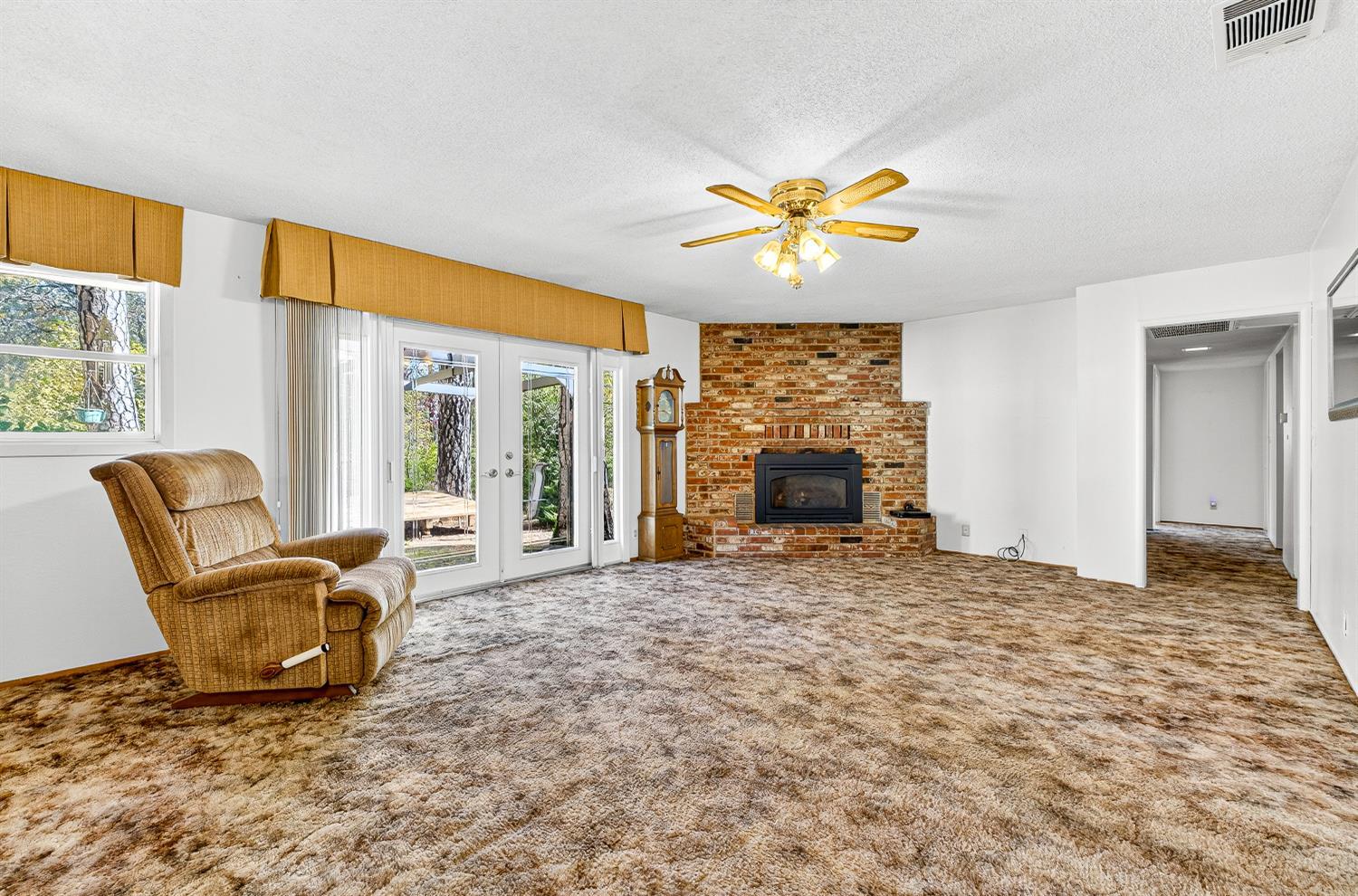 Colfax, California, 95713, United States, 3 Bedrooms Bedrooms, ,2 BathroomsBathrooms,Residential,For Sale,1987014